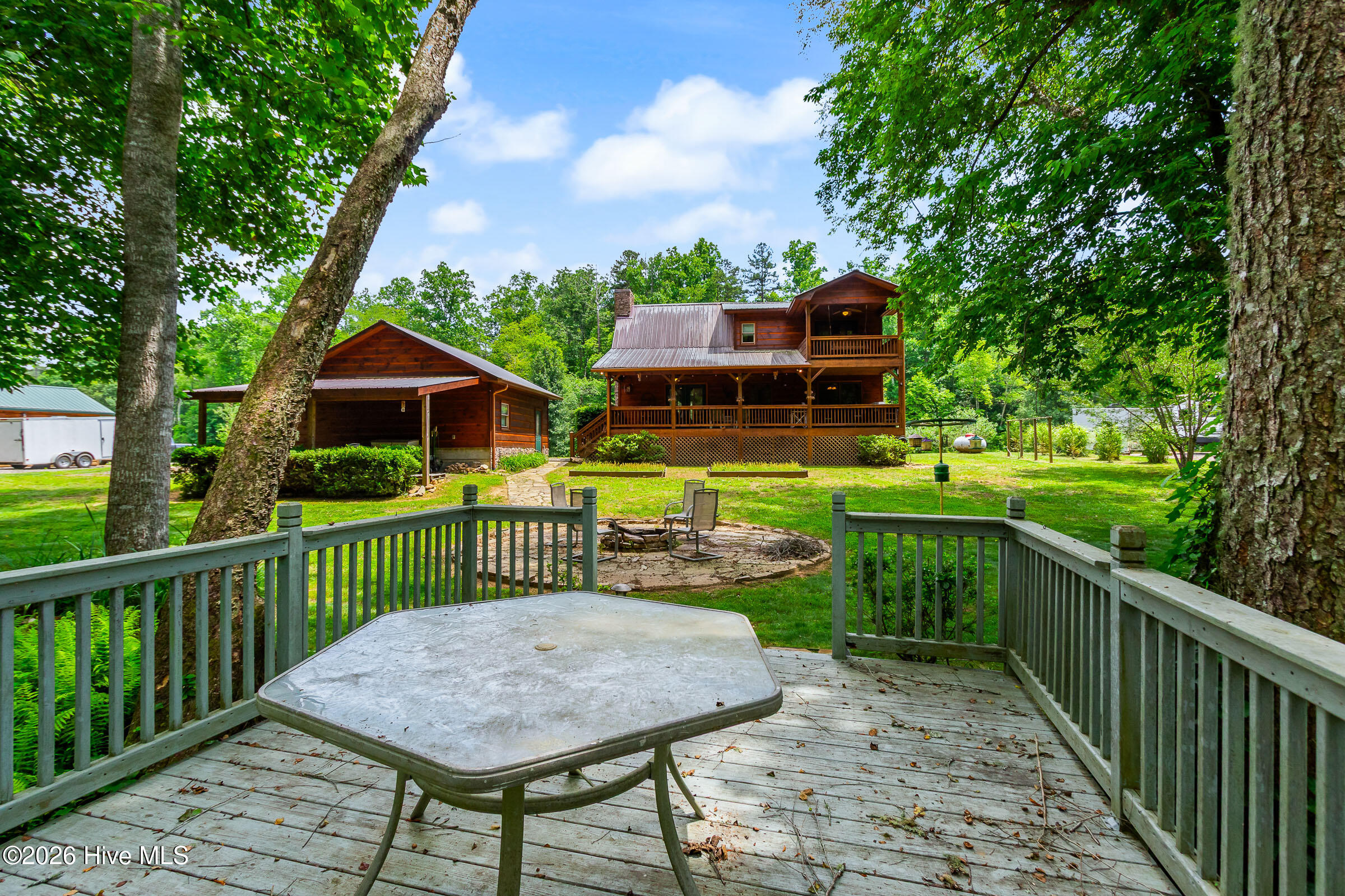 Exterior photo of 64 Canoe Bend, Murphy, NC 28906. MLS: 98525118