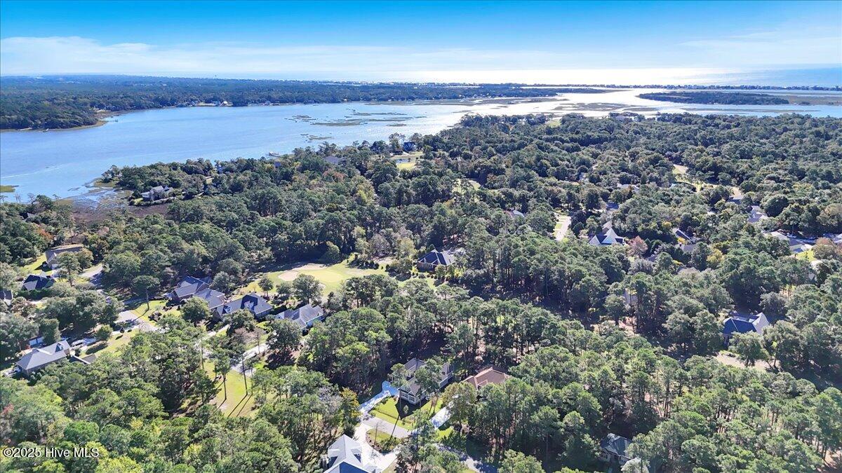 100505838 | Photo 90