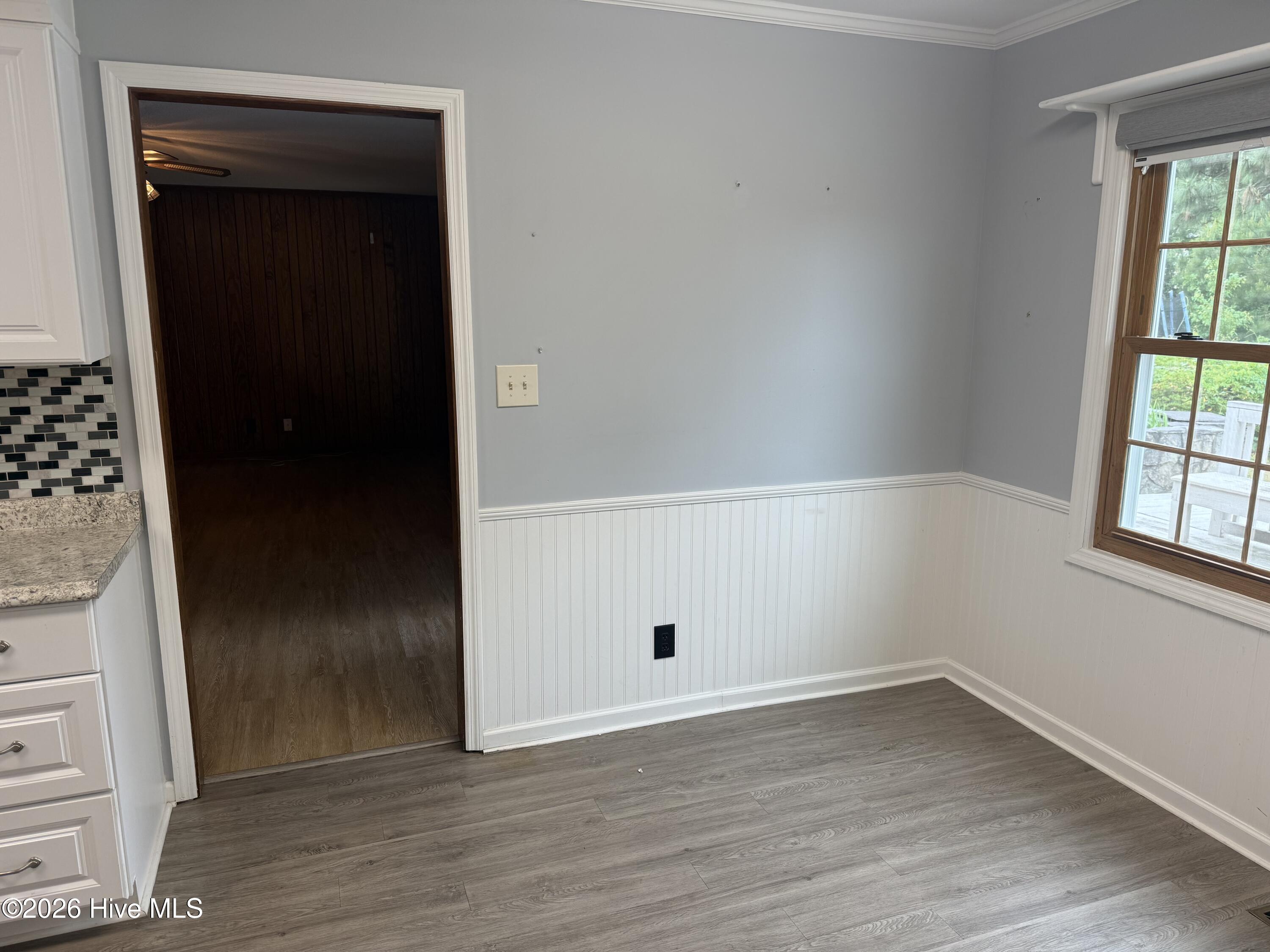 100570594 | Photo 17