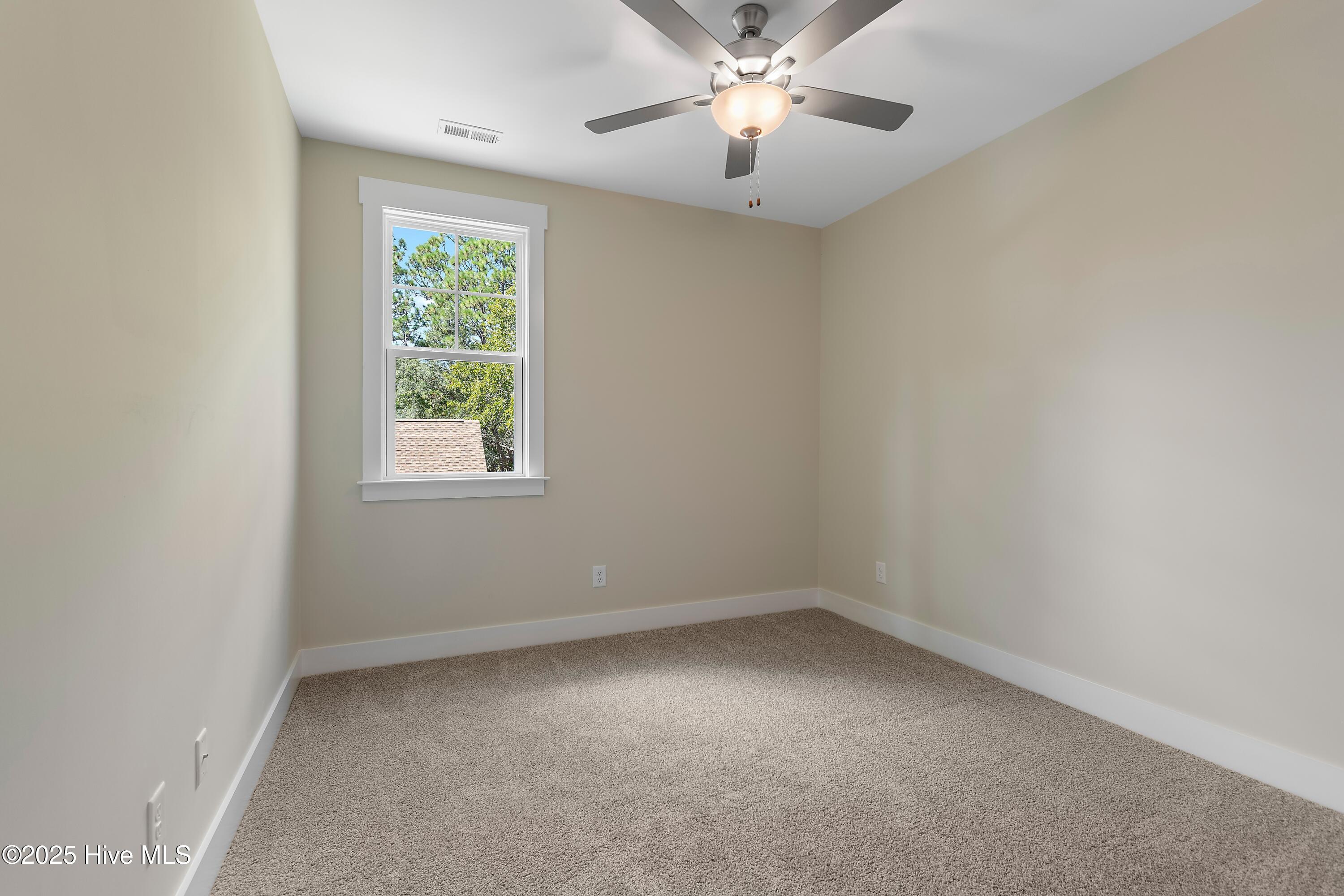 100513249 | Photo 42