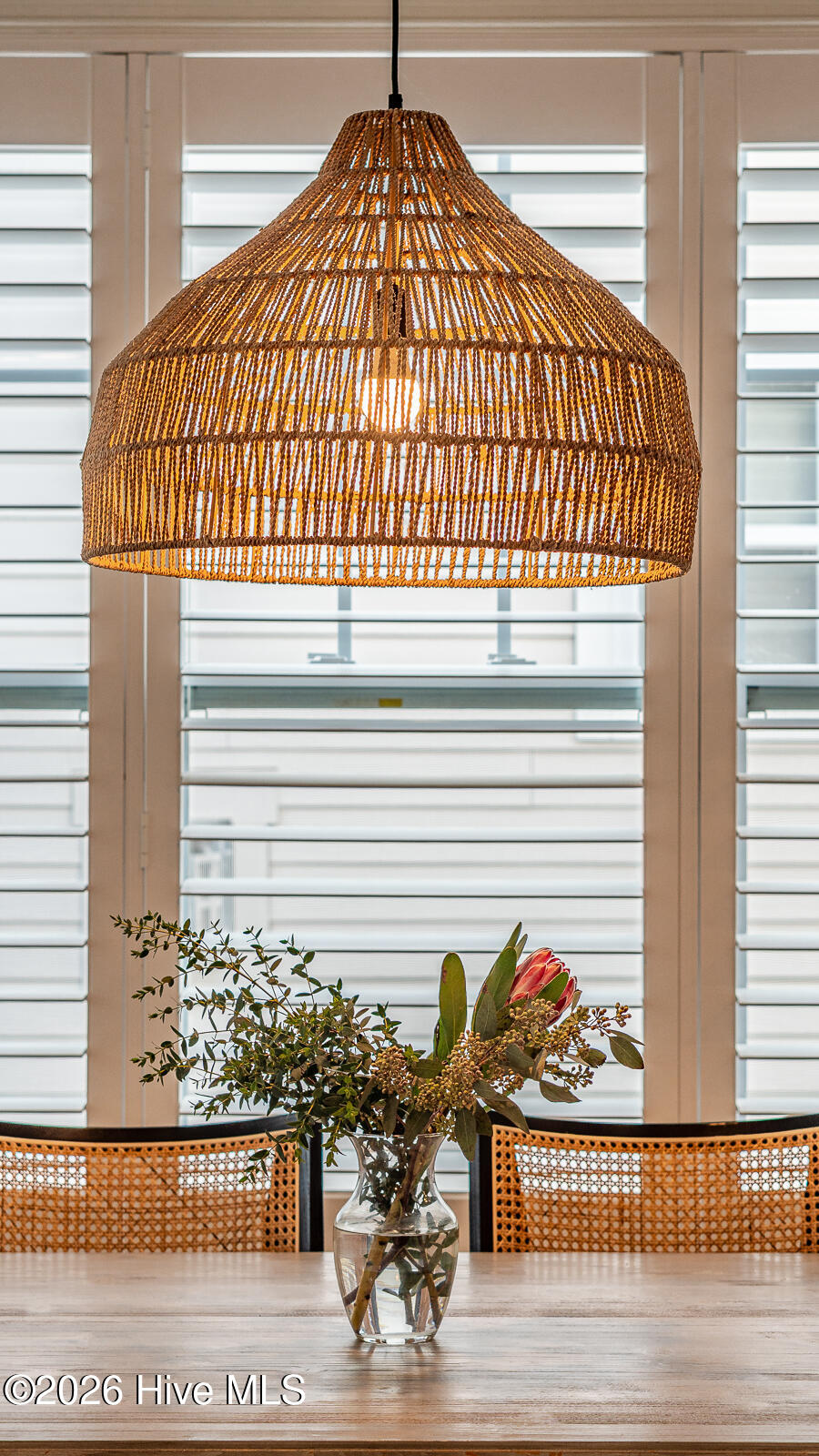 100555037 | Photo 24