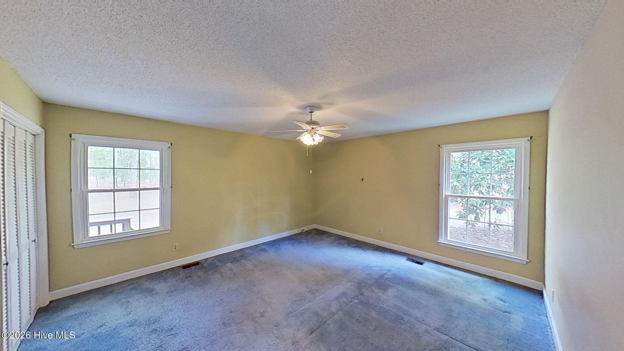 512 Raymond Drive,Arapahoe
