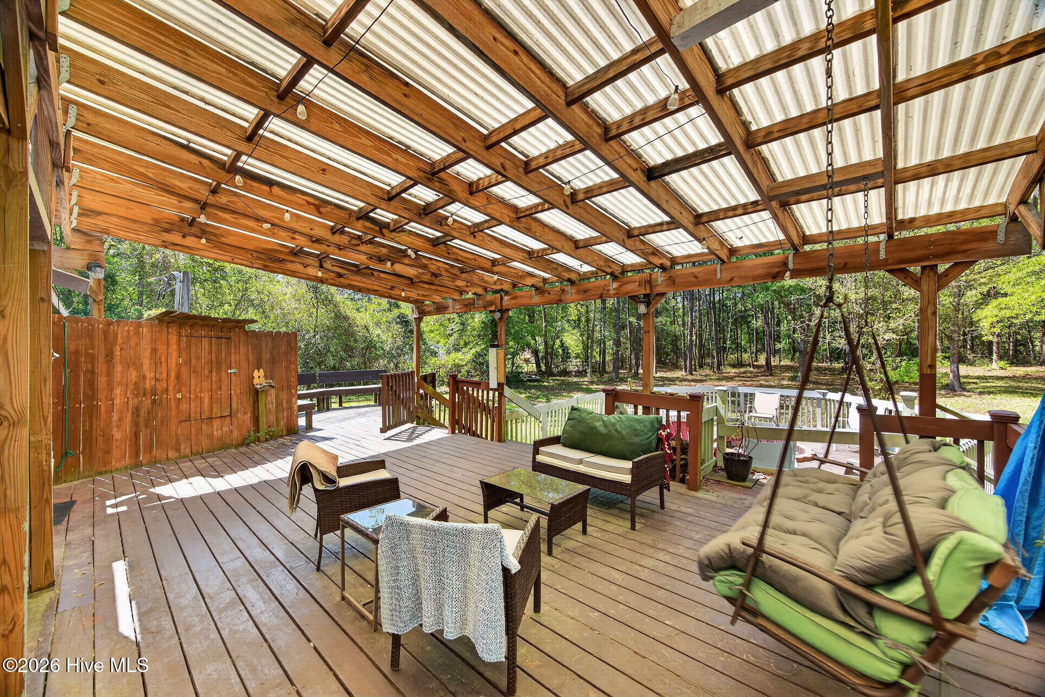 100566333 | Photo 32