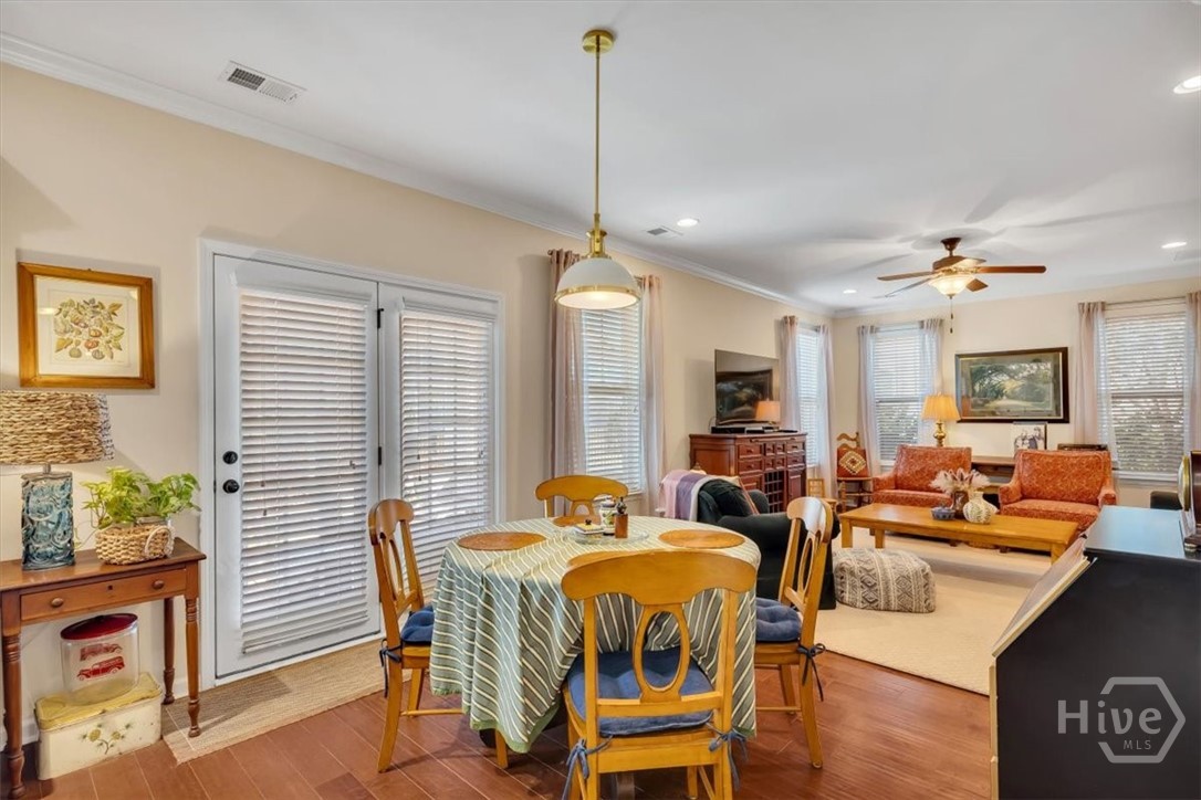 French doors to screened in patio