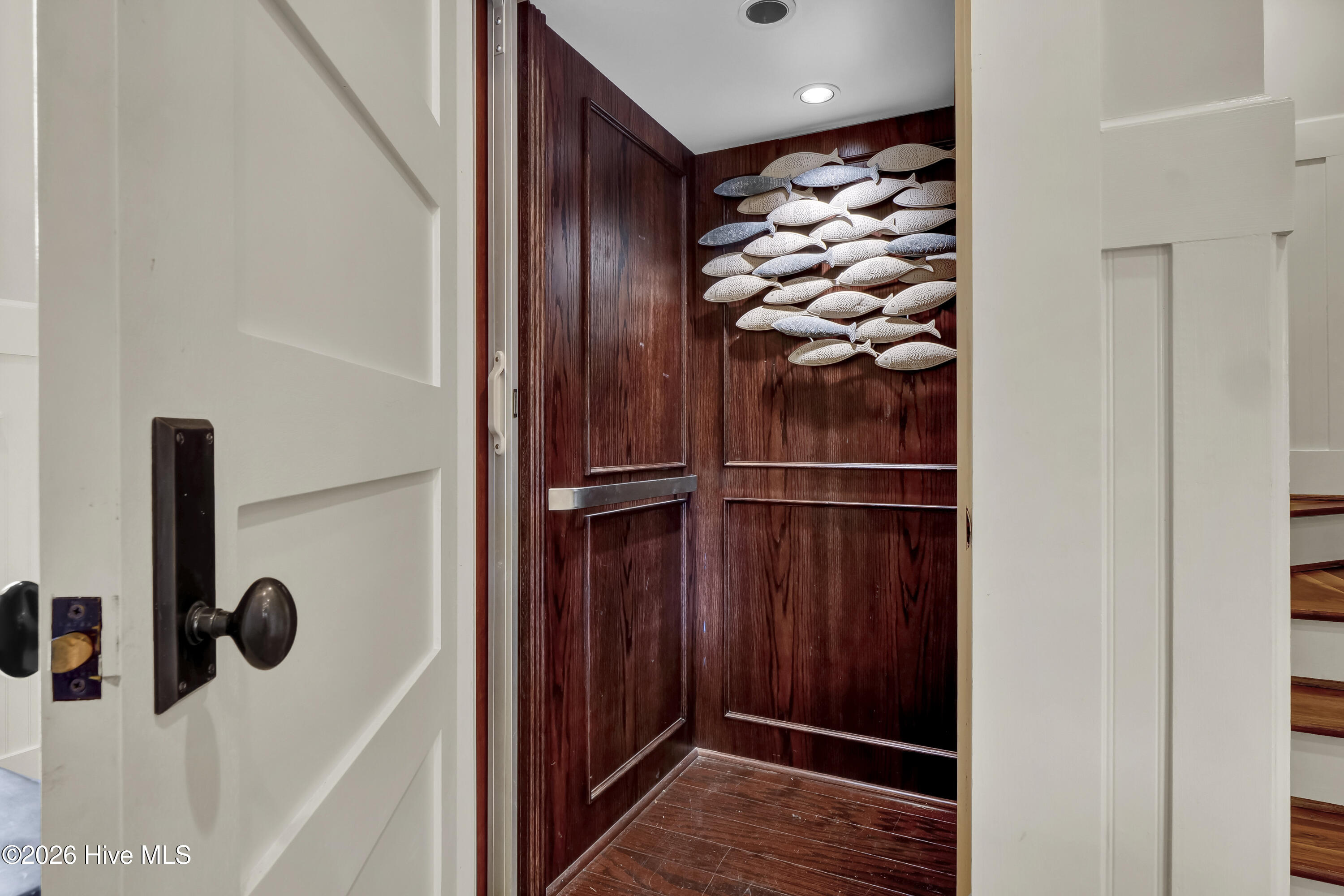 100552686 | Photo 20