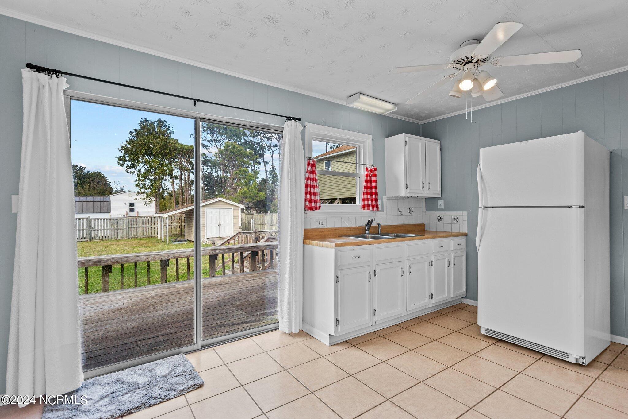 100546167 | Photo 16