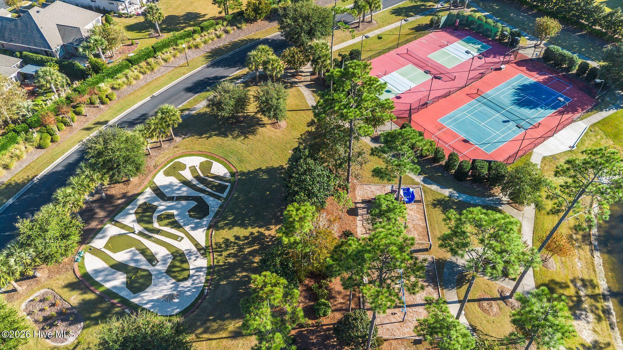 100551646 | Photo 64