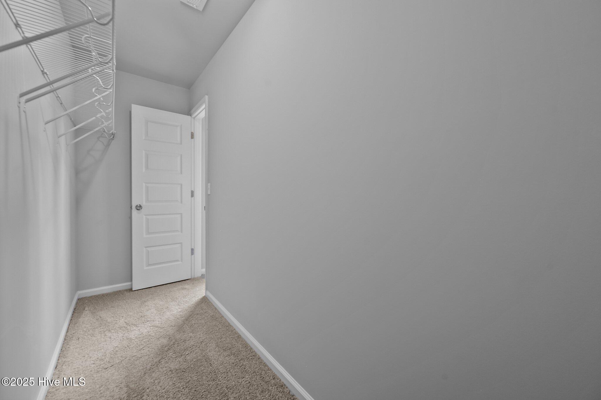 100542760 | Photo 17