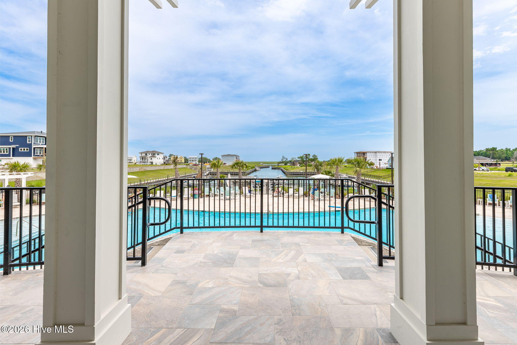 100558696 | Photo 22