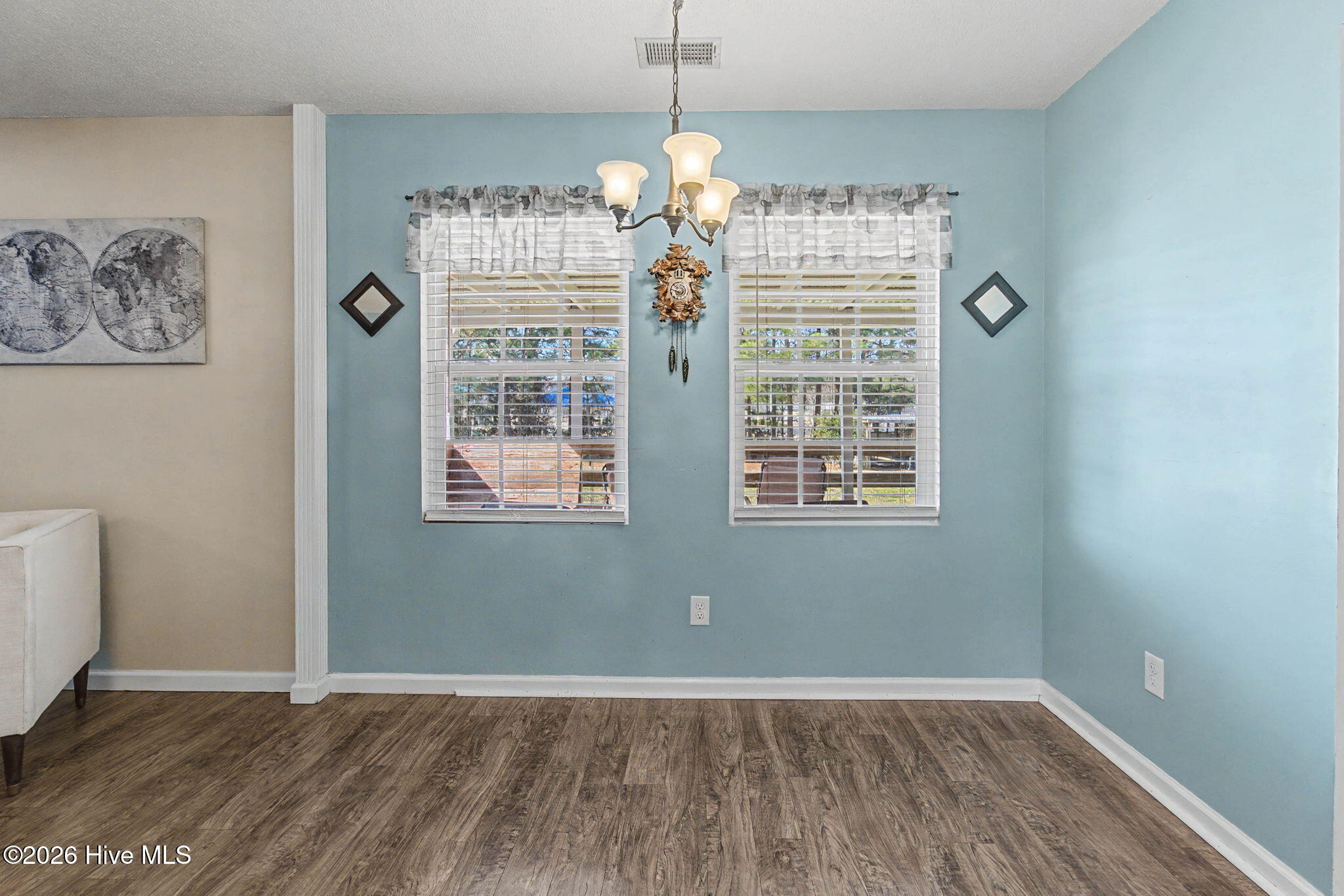 100555343 | Photo 13