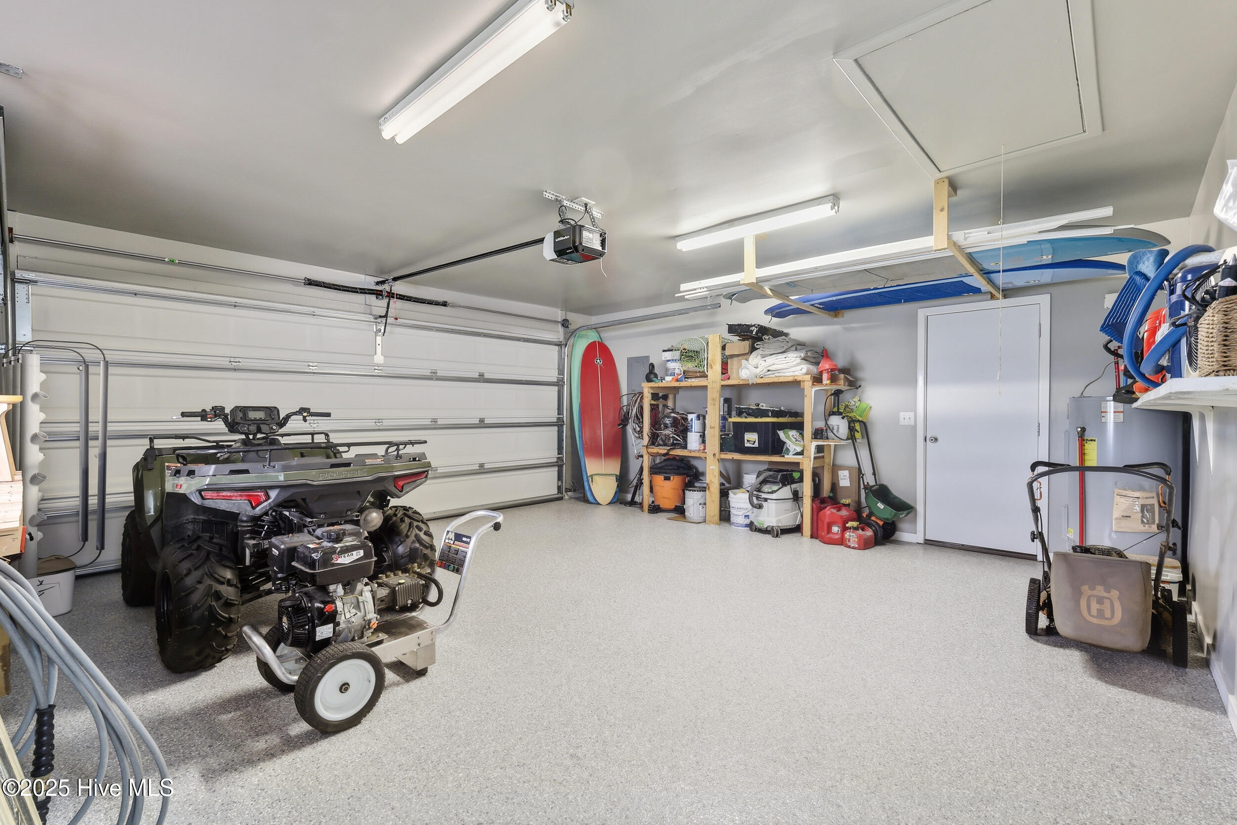 100536541 | Photo 31