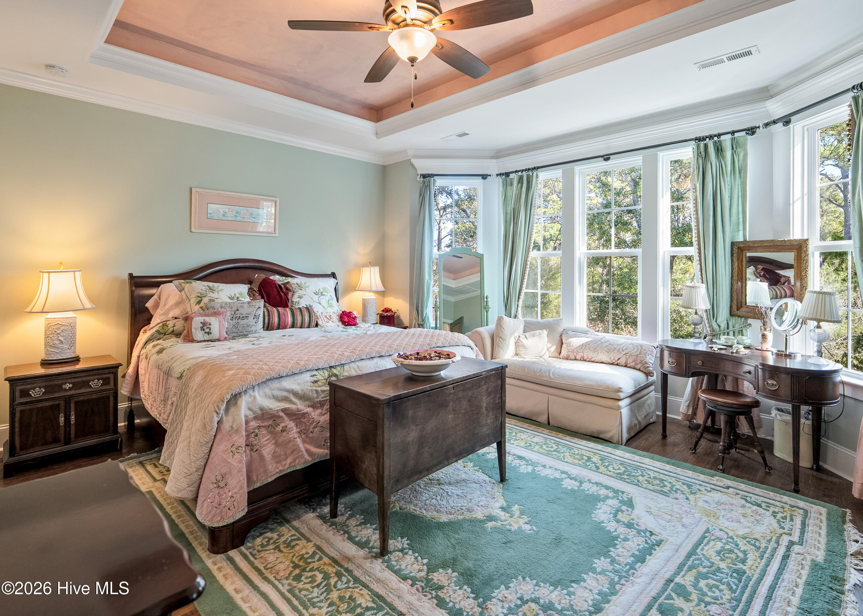 100550882 | Photo 25