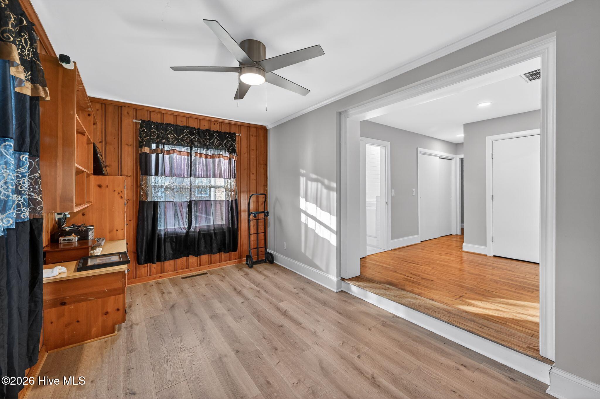 100551610 | Photo 28