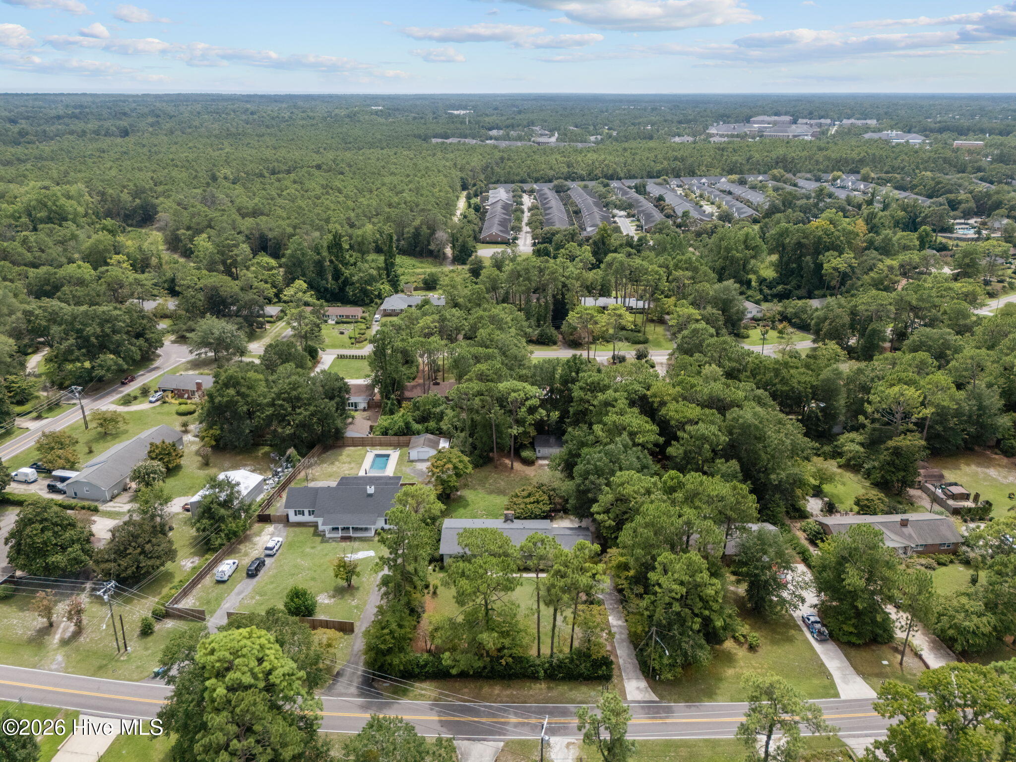 100525803 | Photo 47