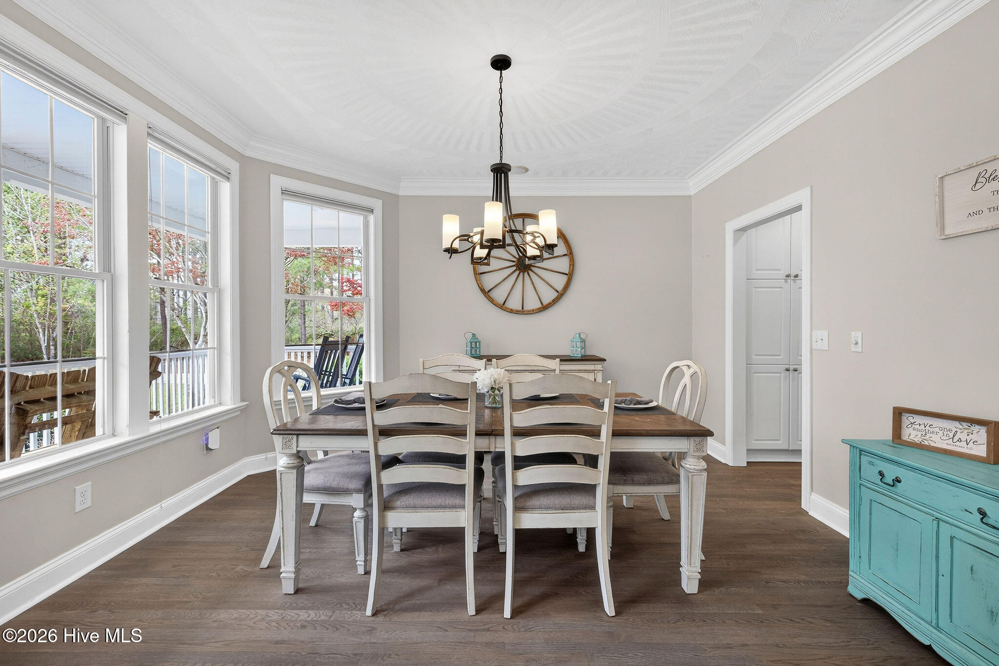 100563131 | Photo 13