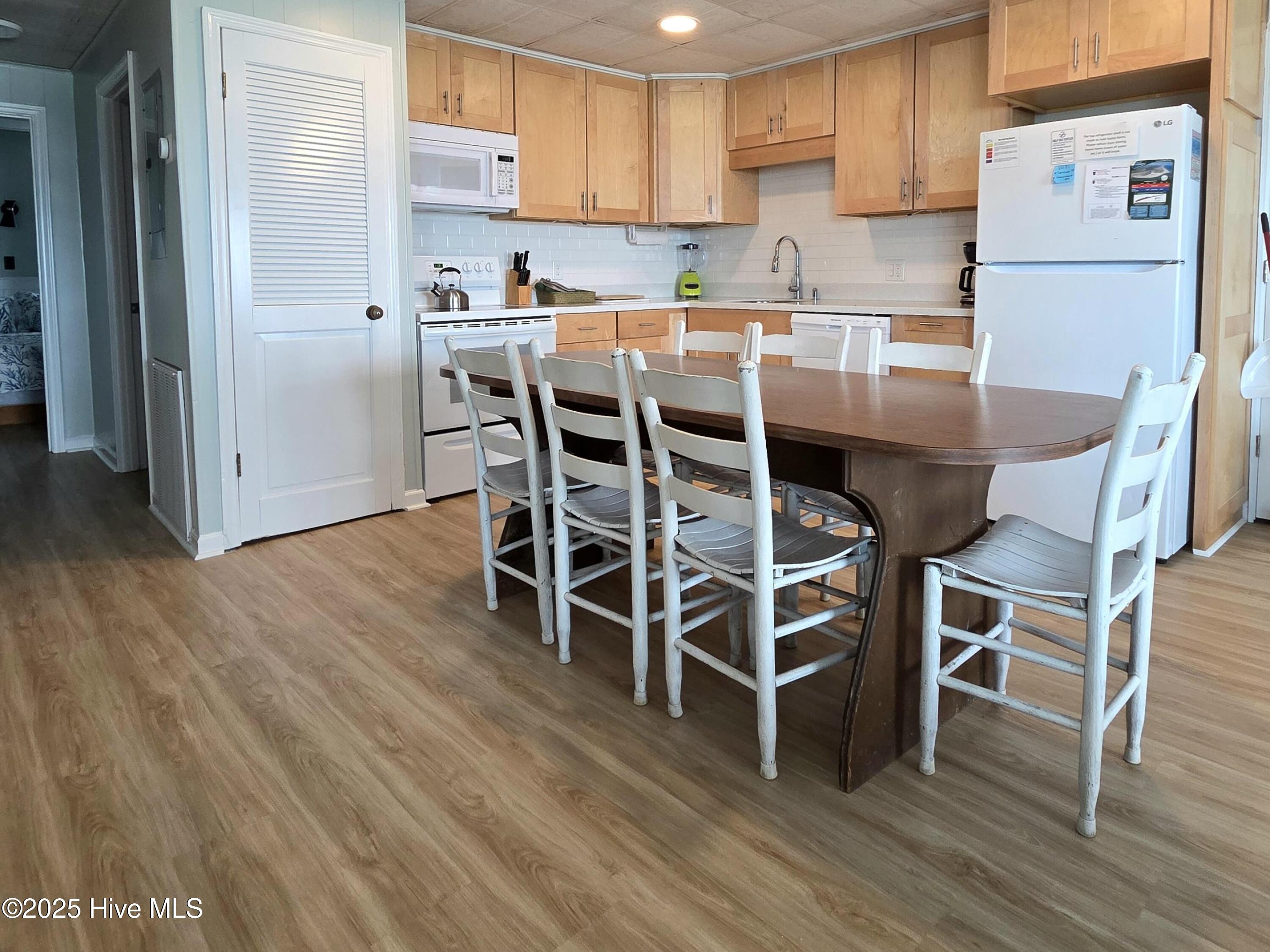 1103 Ocean Drive UNIT E & W, Emerald Isle, NC, 28594