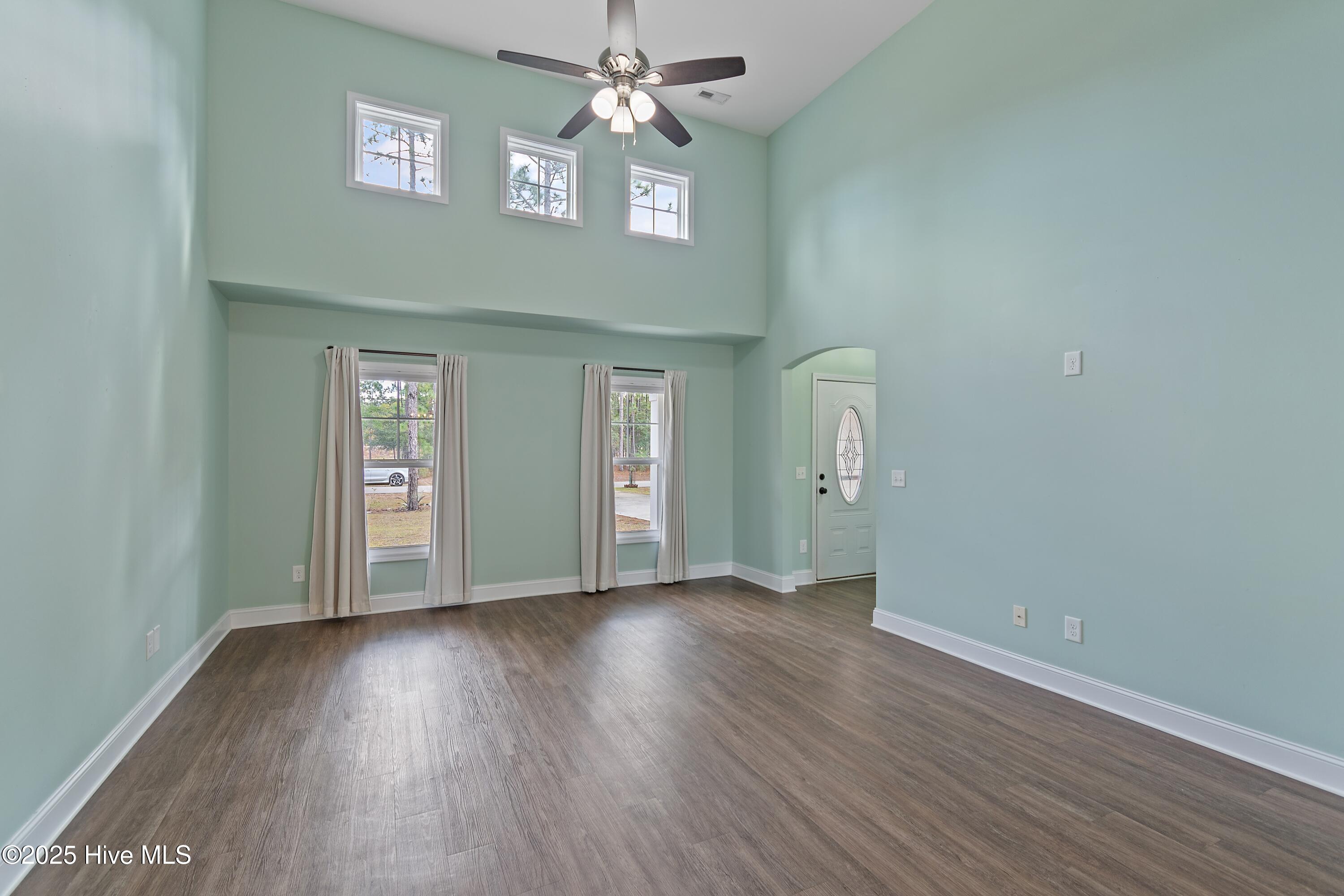 100539694 | Photo 10