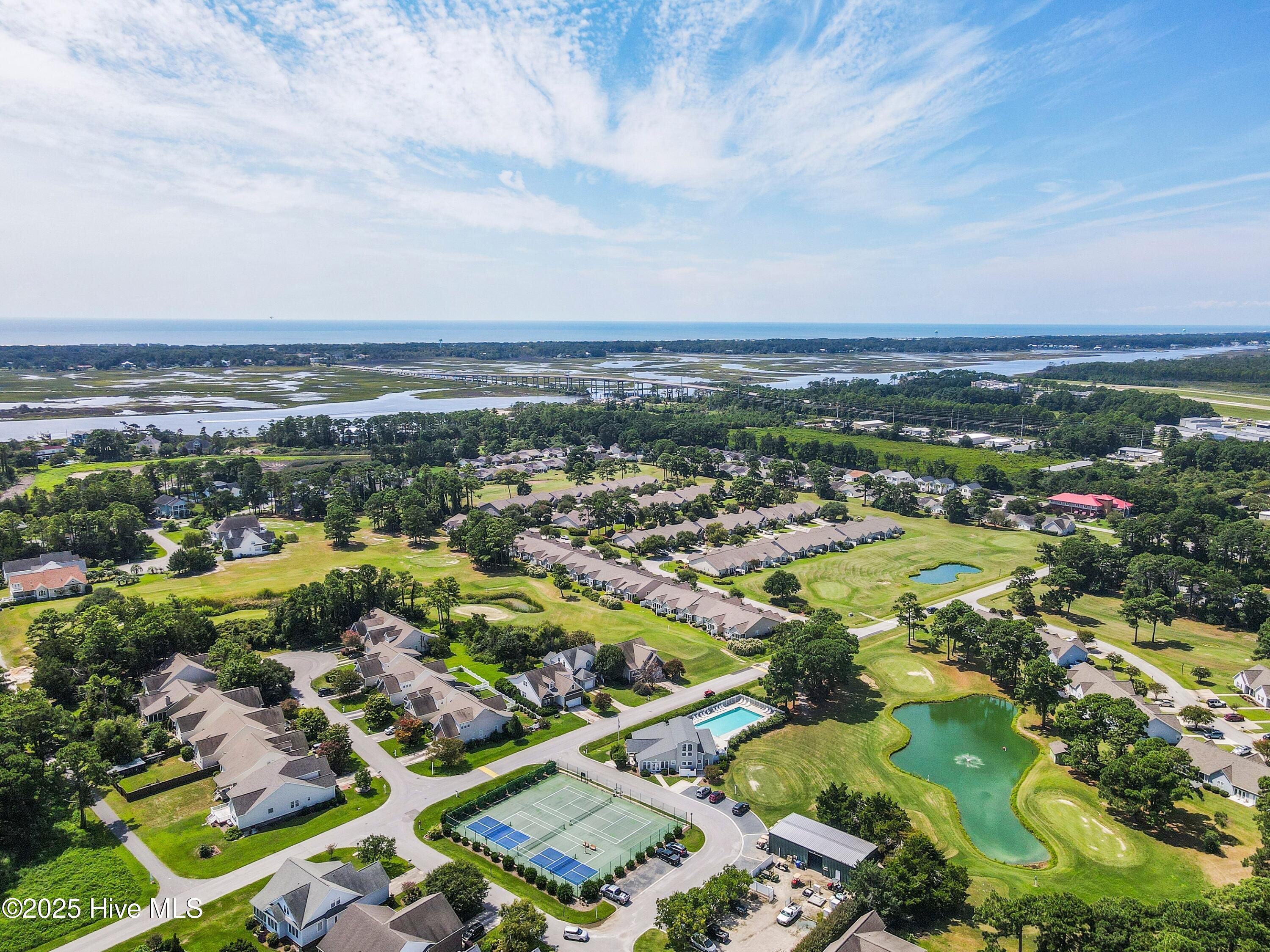 100522609 | Photo 61