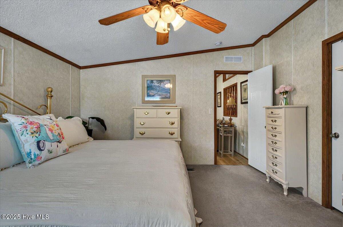 100555131 | Photo 21