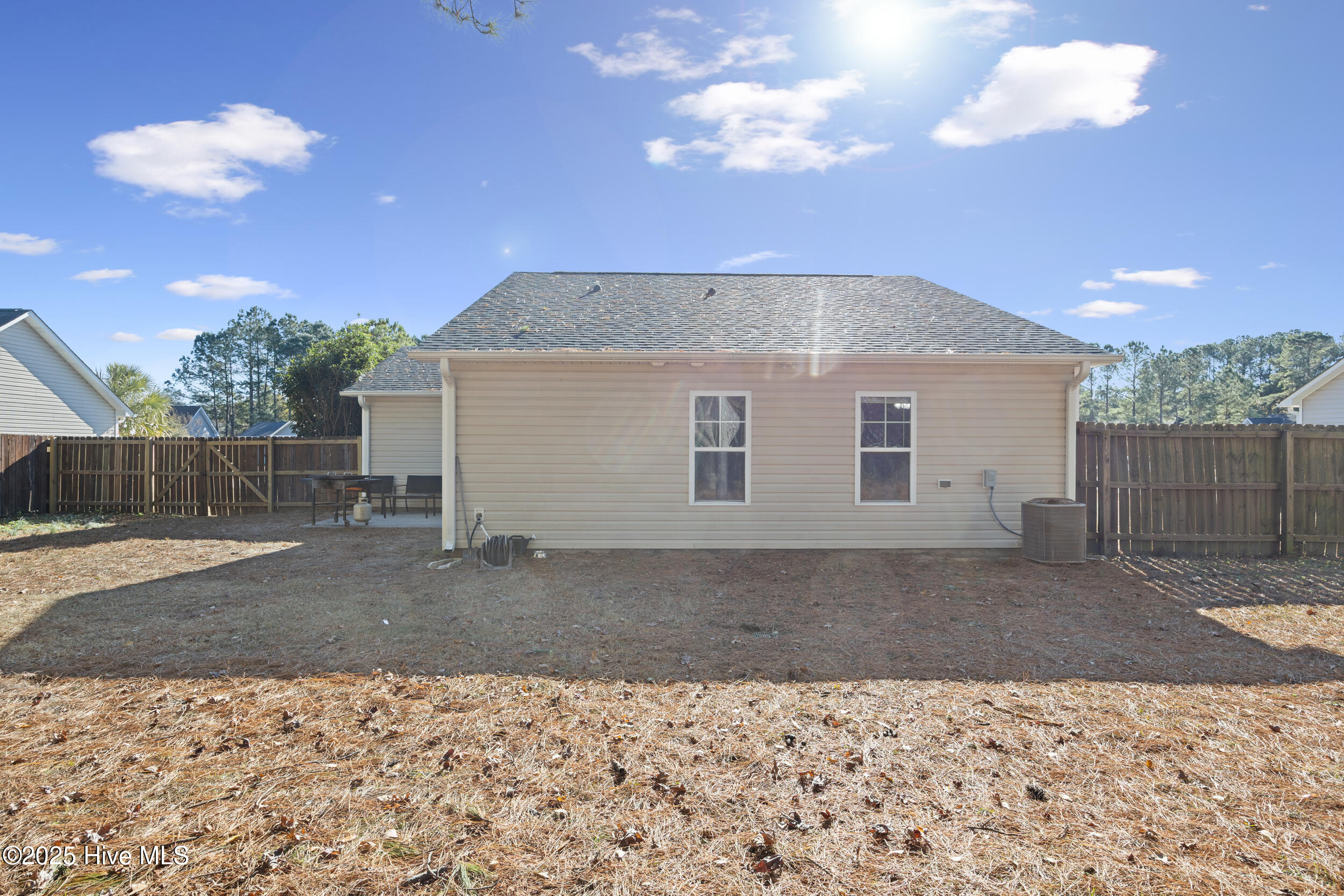 100545766 | Photo 32