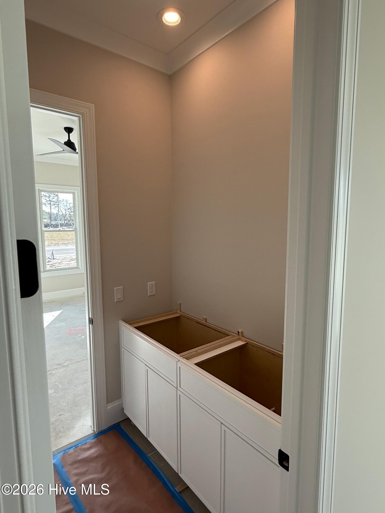 100537475 | Photo 32