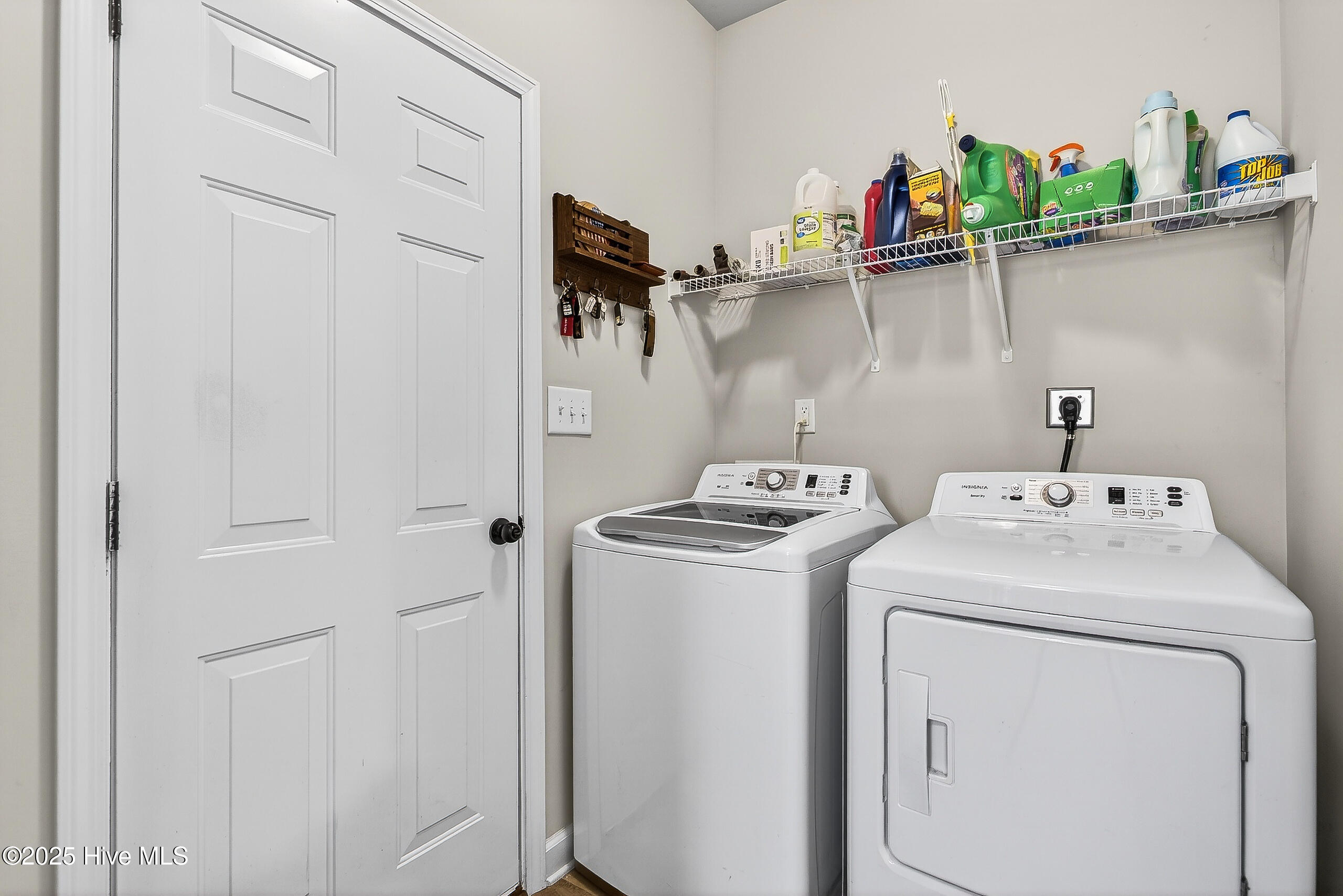 100543581 | Photo 14