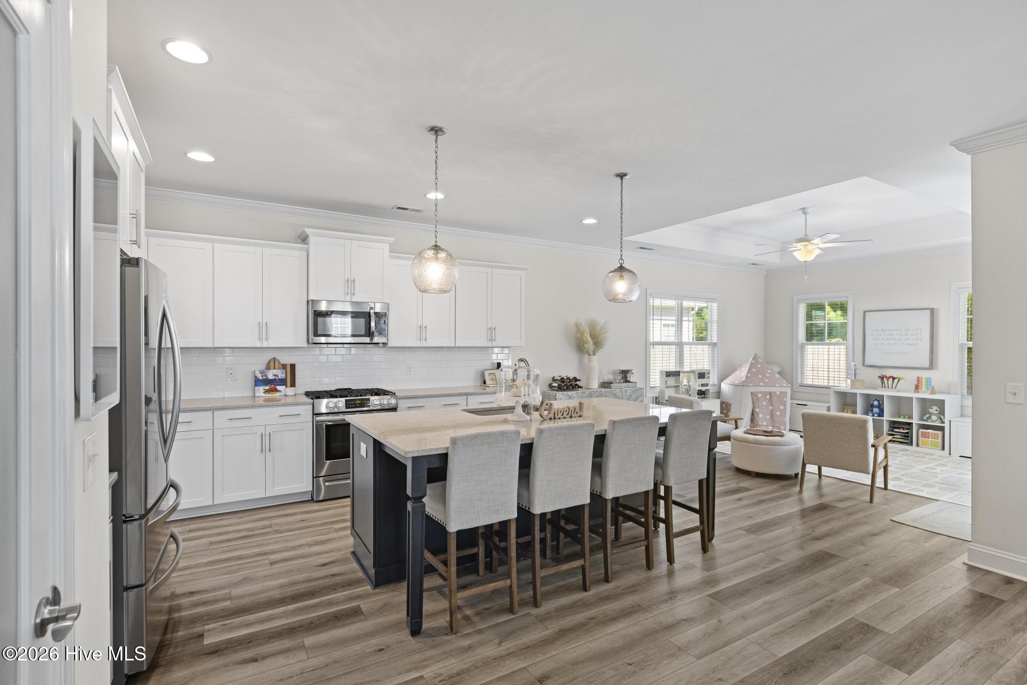 100549977 | Photo 14