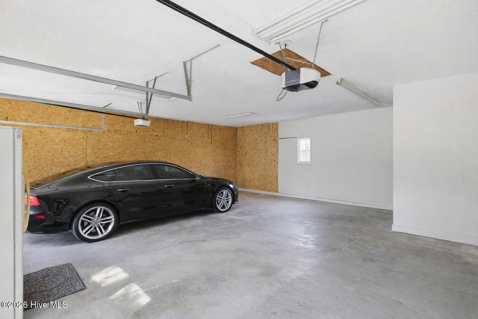 100551299 | Photo 72