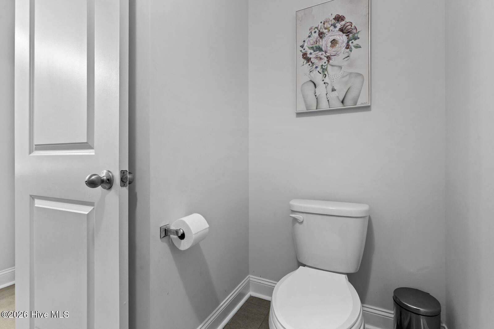 100565917 | Photo 45