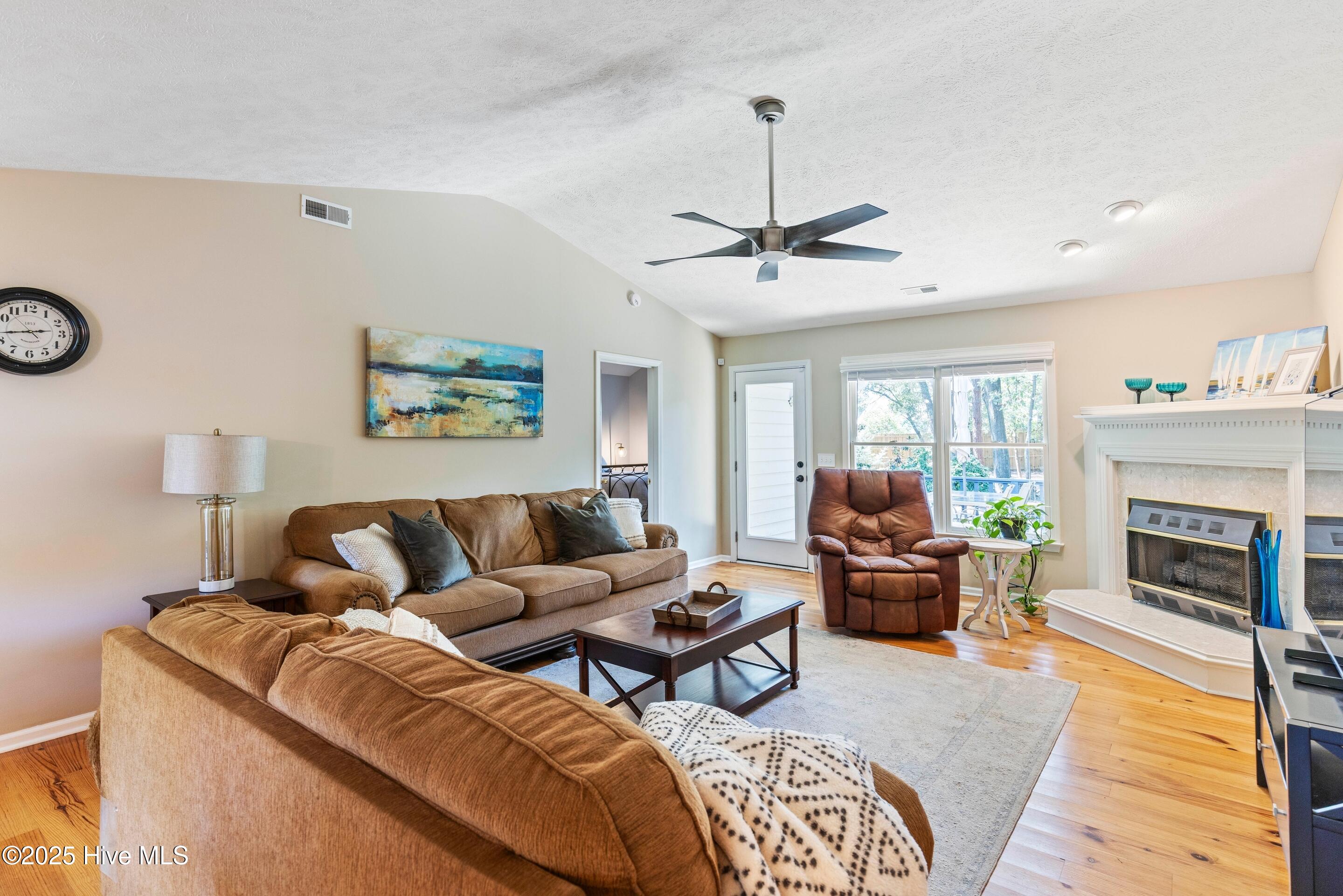 1302 Grove Point Road, Wilmington, NC 28409 – photo 21: mls-IMG_7731