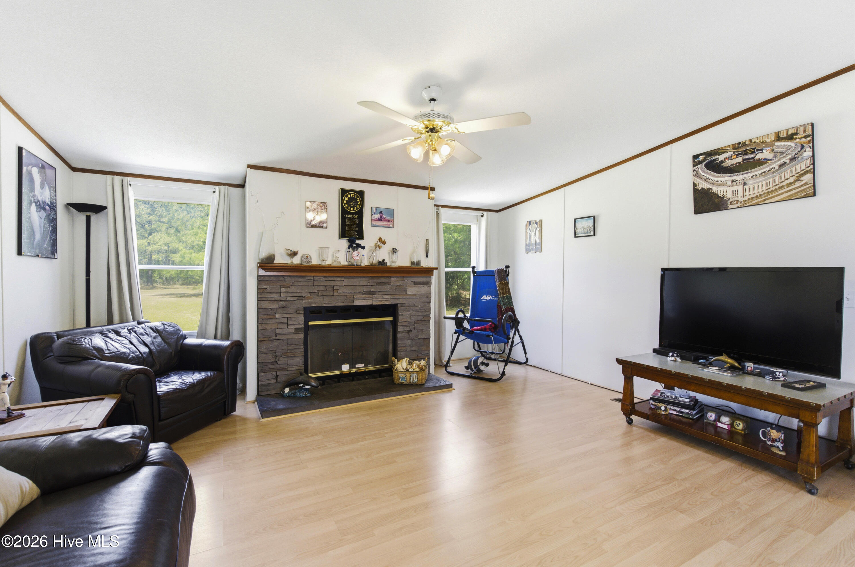 100565497 | Photo 18