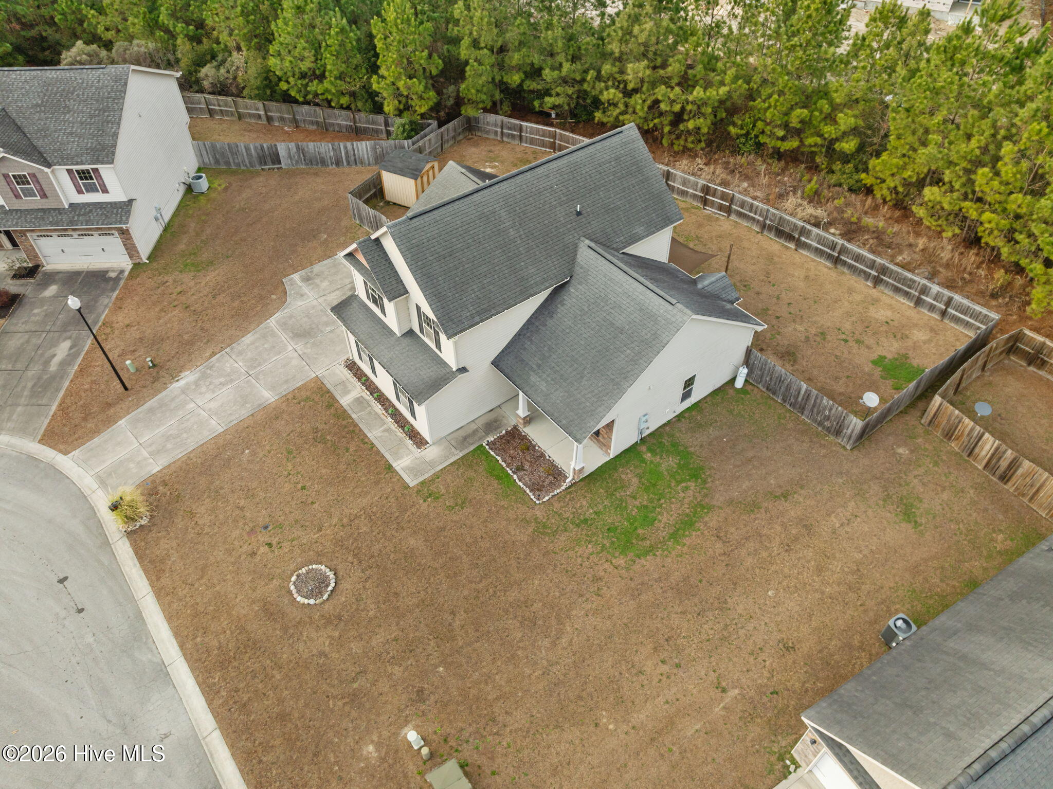 100549428 | Photo 37