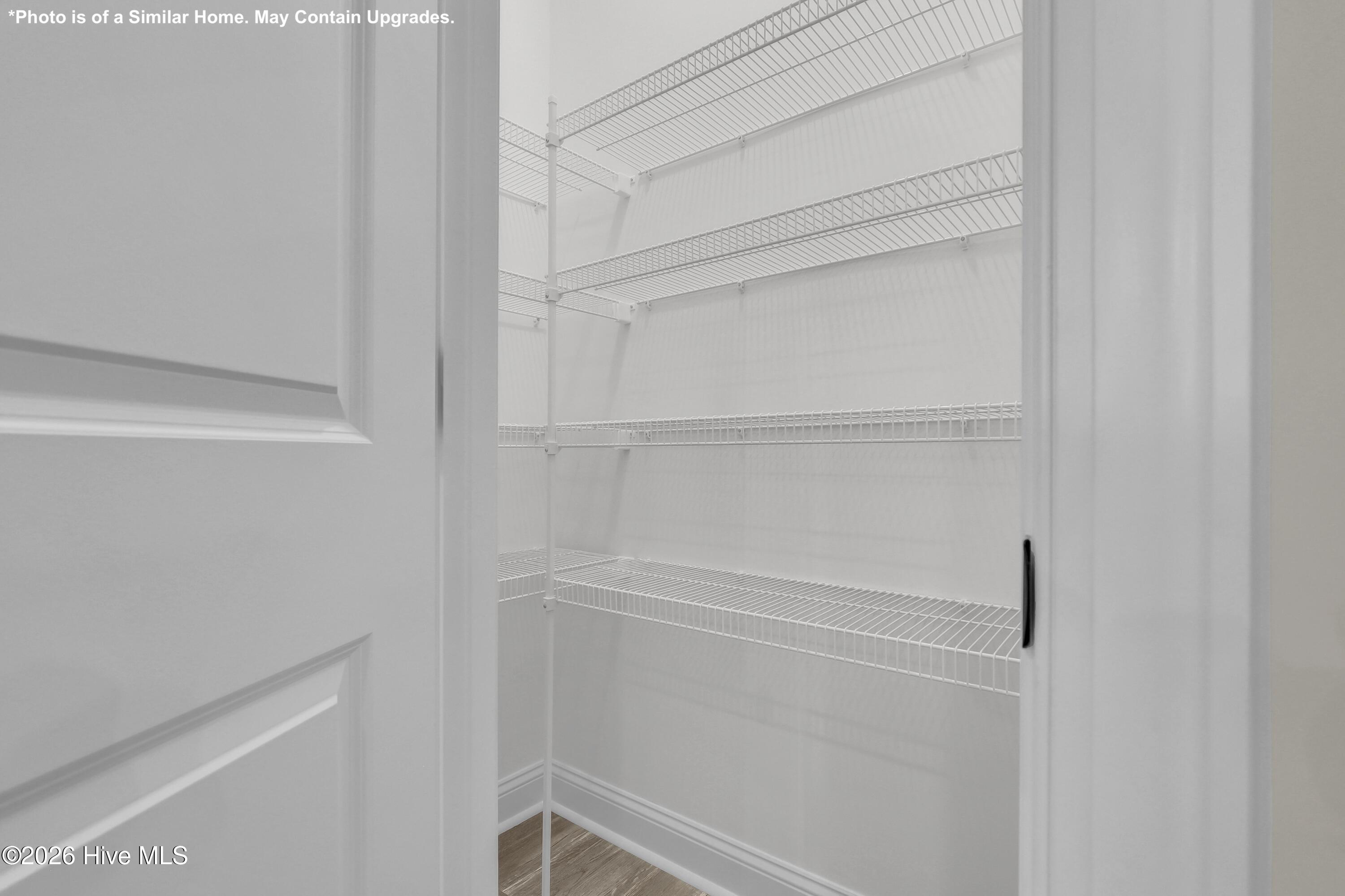 100537568 | Photo 17