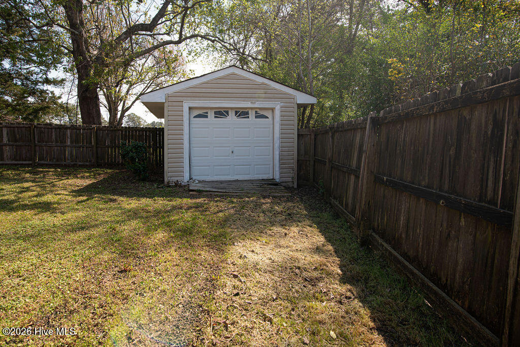 100562650 | Photo 31