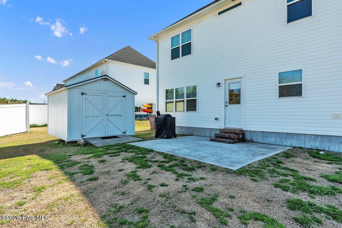 100558993 | Photo 45