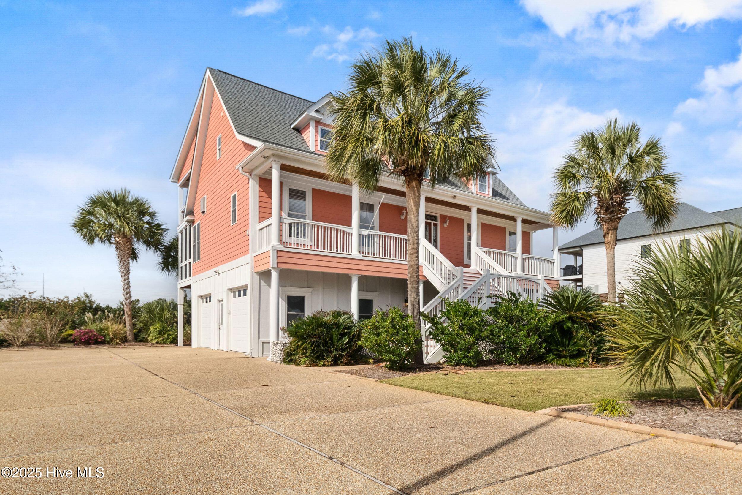 100538767 | Photo 70