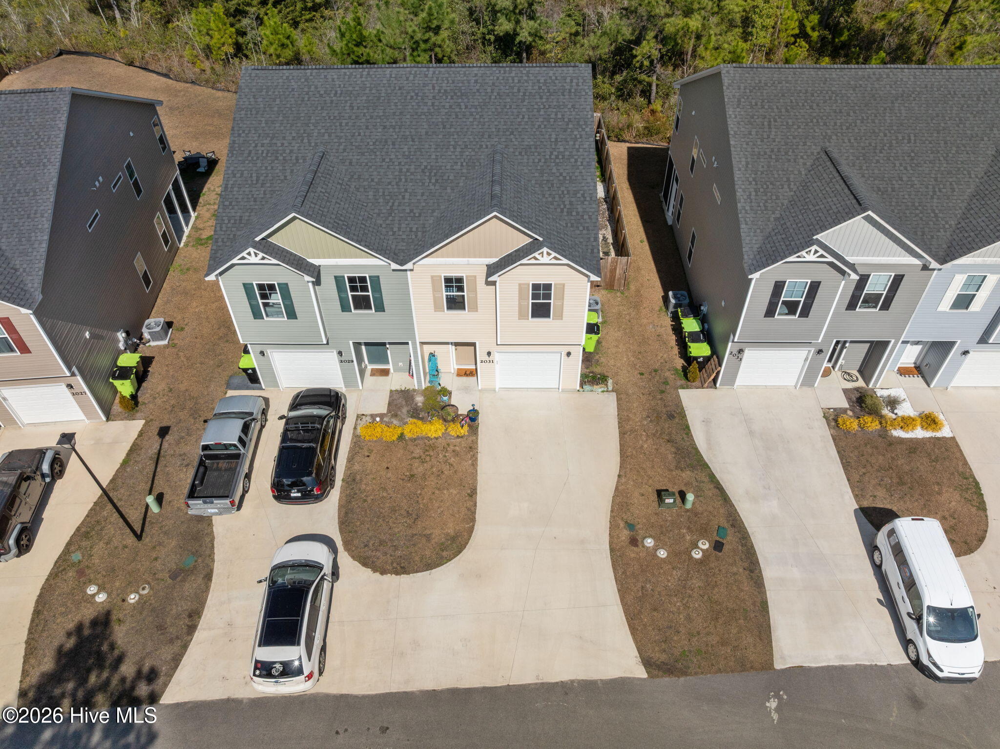 100559207 | Photo 42