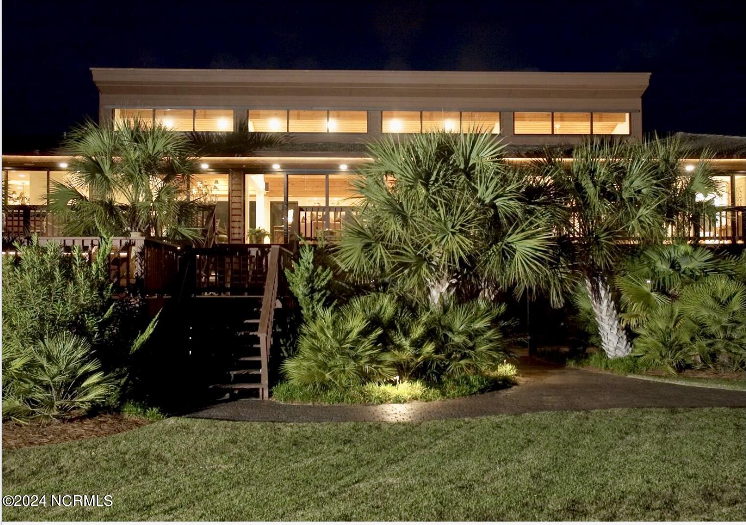 100463801 | Photo 26