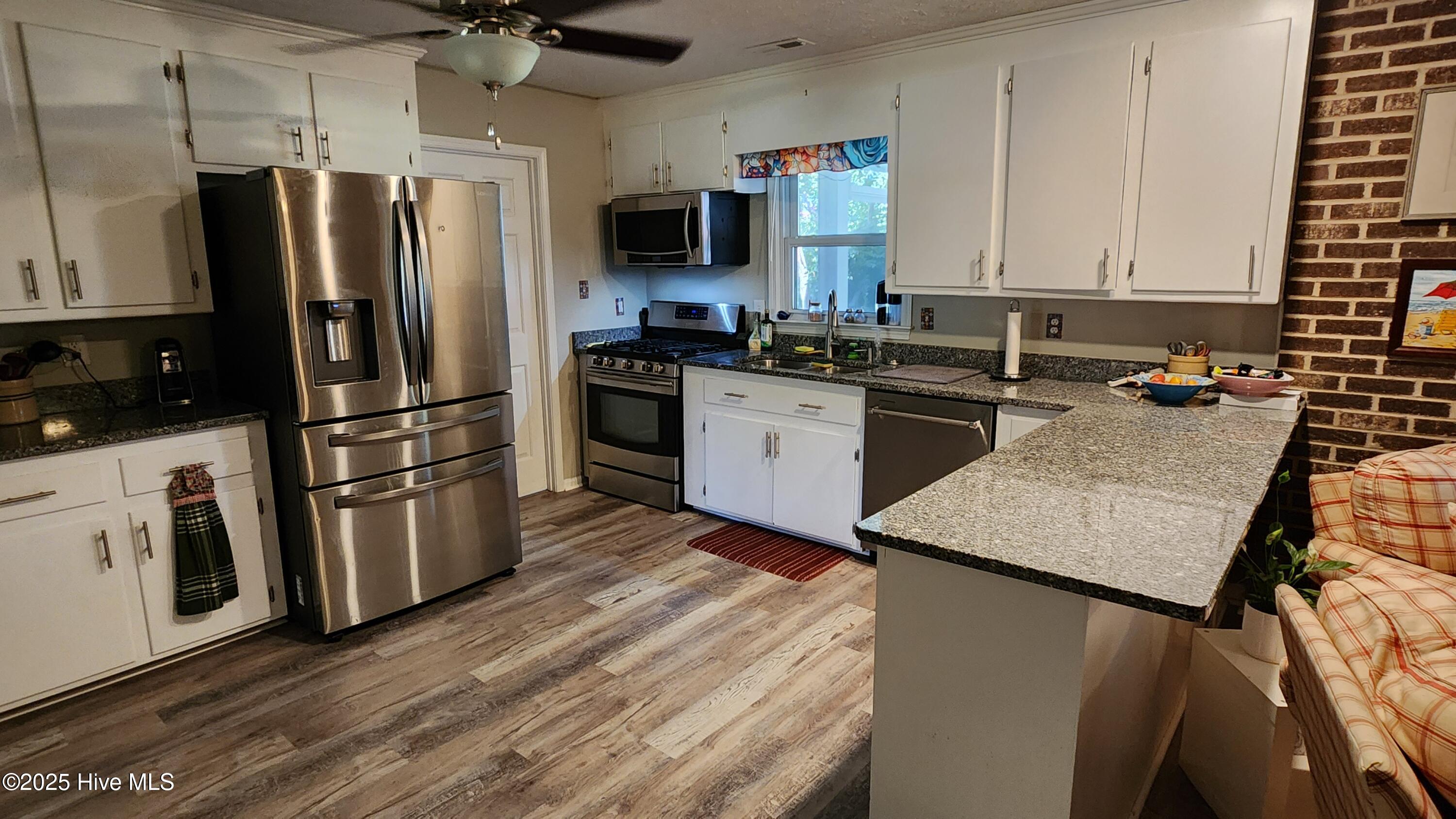 Homes for sale in Morehead City, NC | 706 Hedrick Blvd, Morehead City, NC 28557 | MLS# 100533839