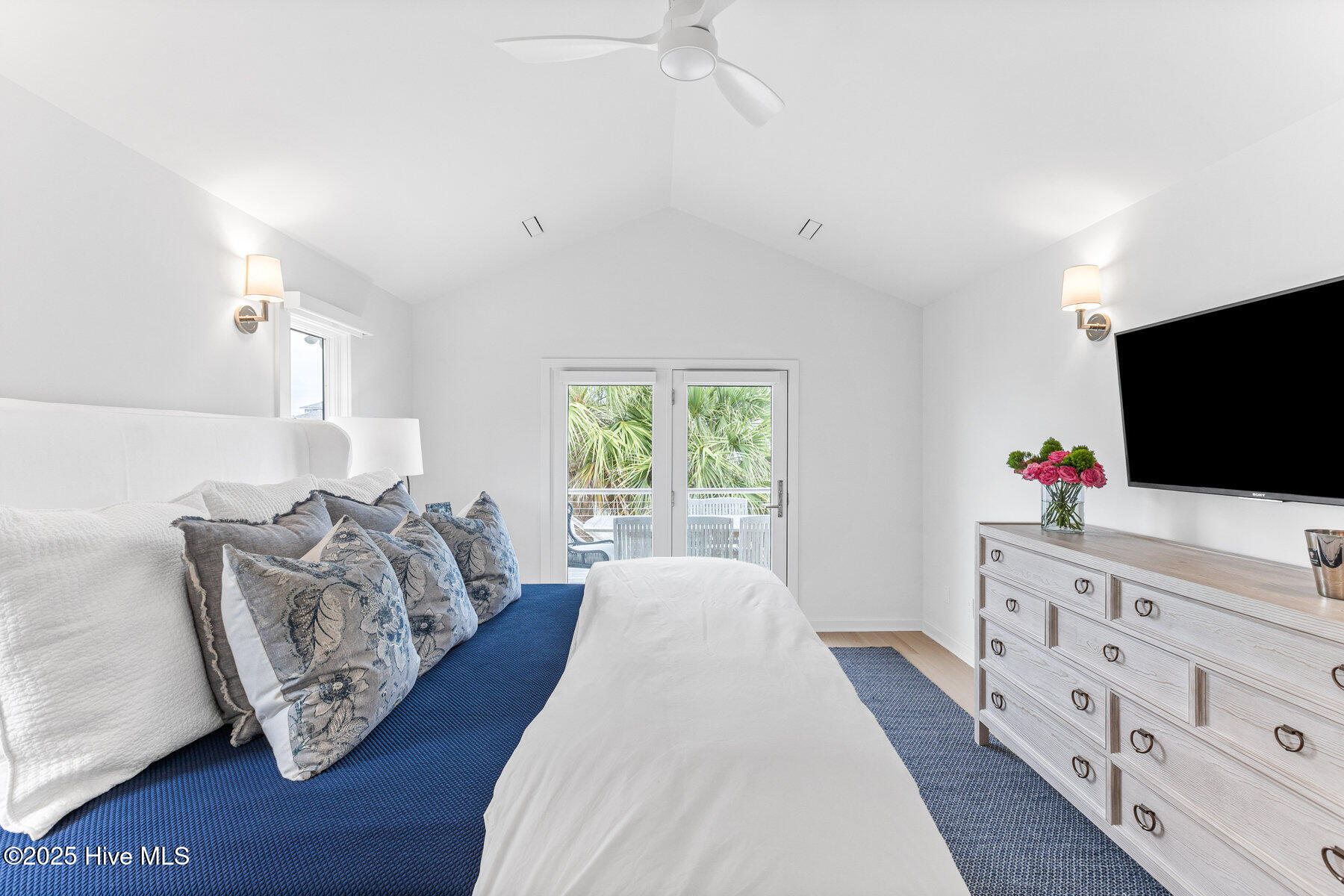 100530519 | Photo 30