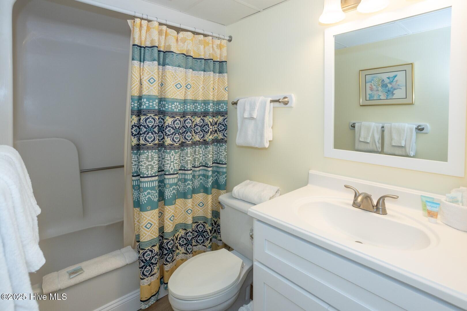 100527171 | Photo 14