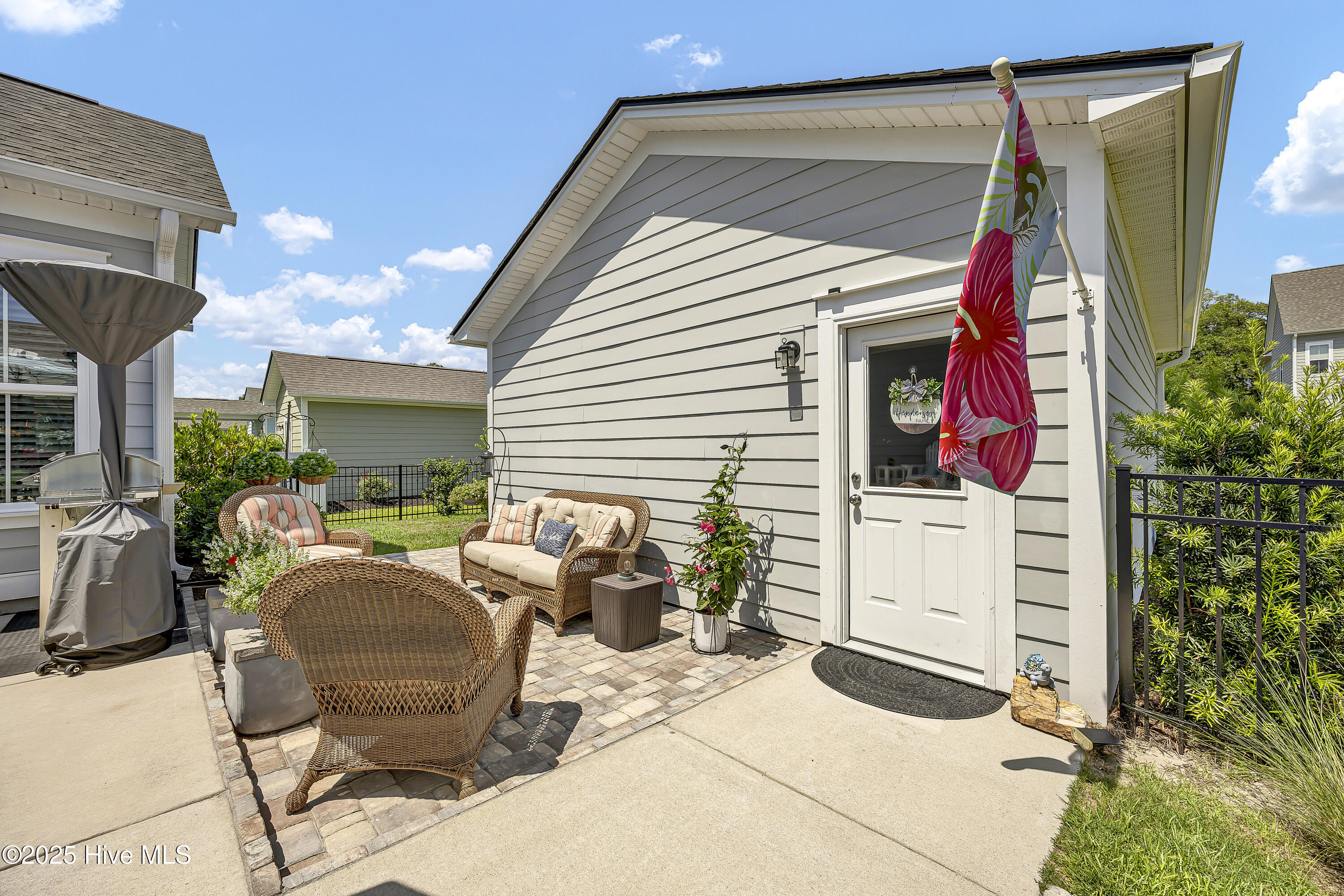 100517426 | Photo 44