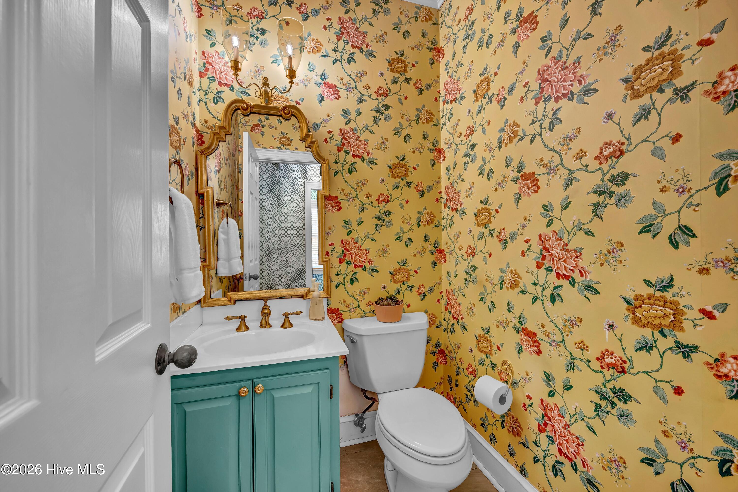 100554462 | Photo 24