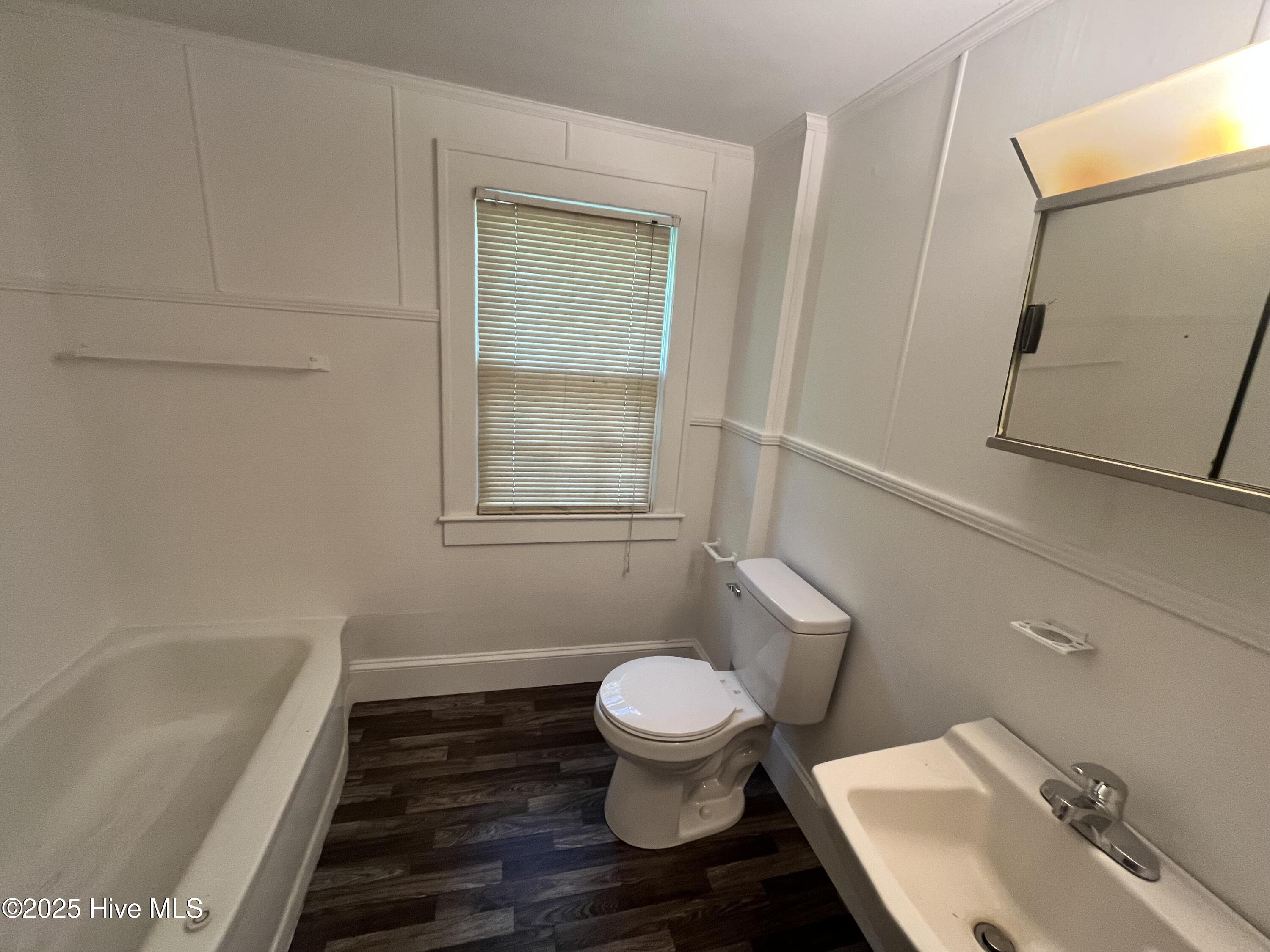 100556276 | Photo 43