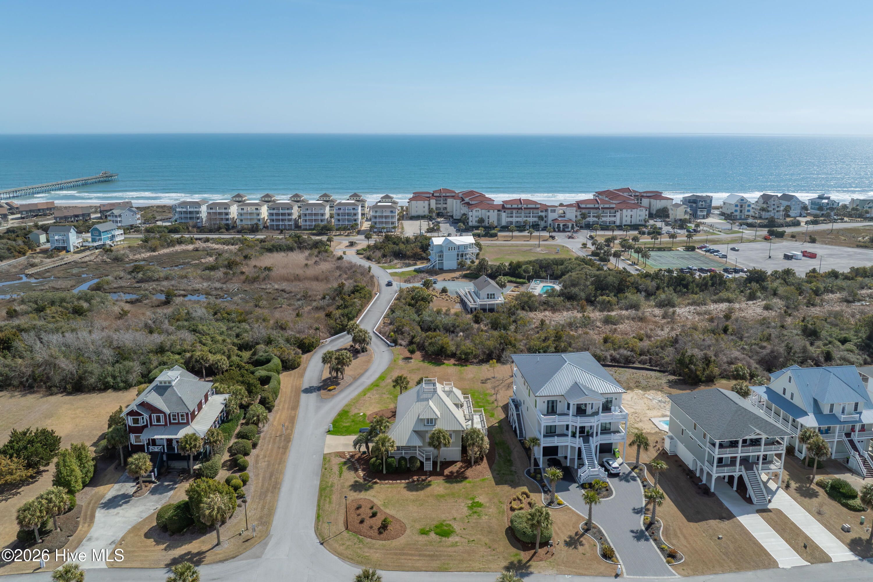 100558828 | Photo 26