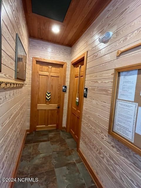 100458901 | Photo 24