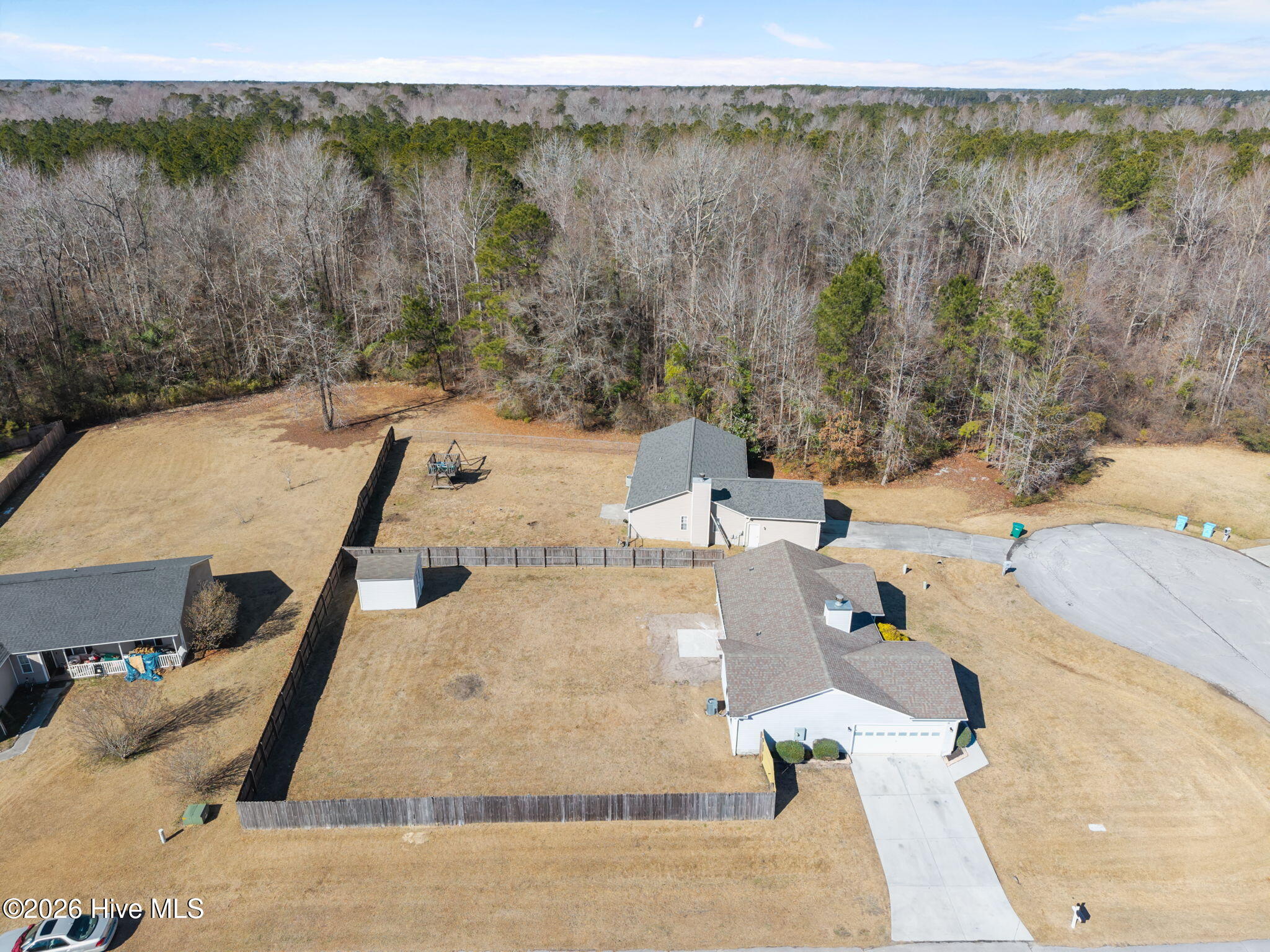 100554029 | Photo 35