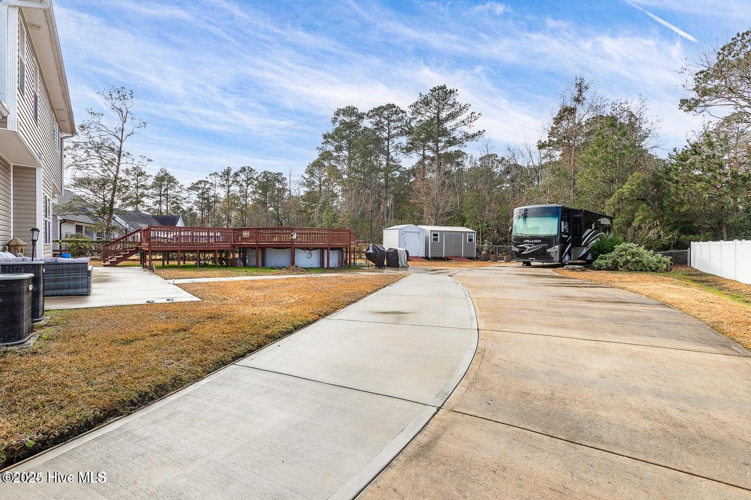 100540858 | Photo 29