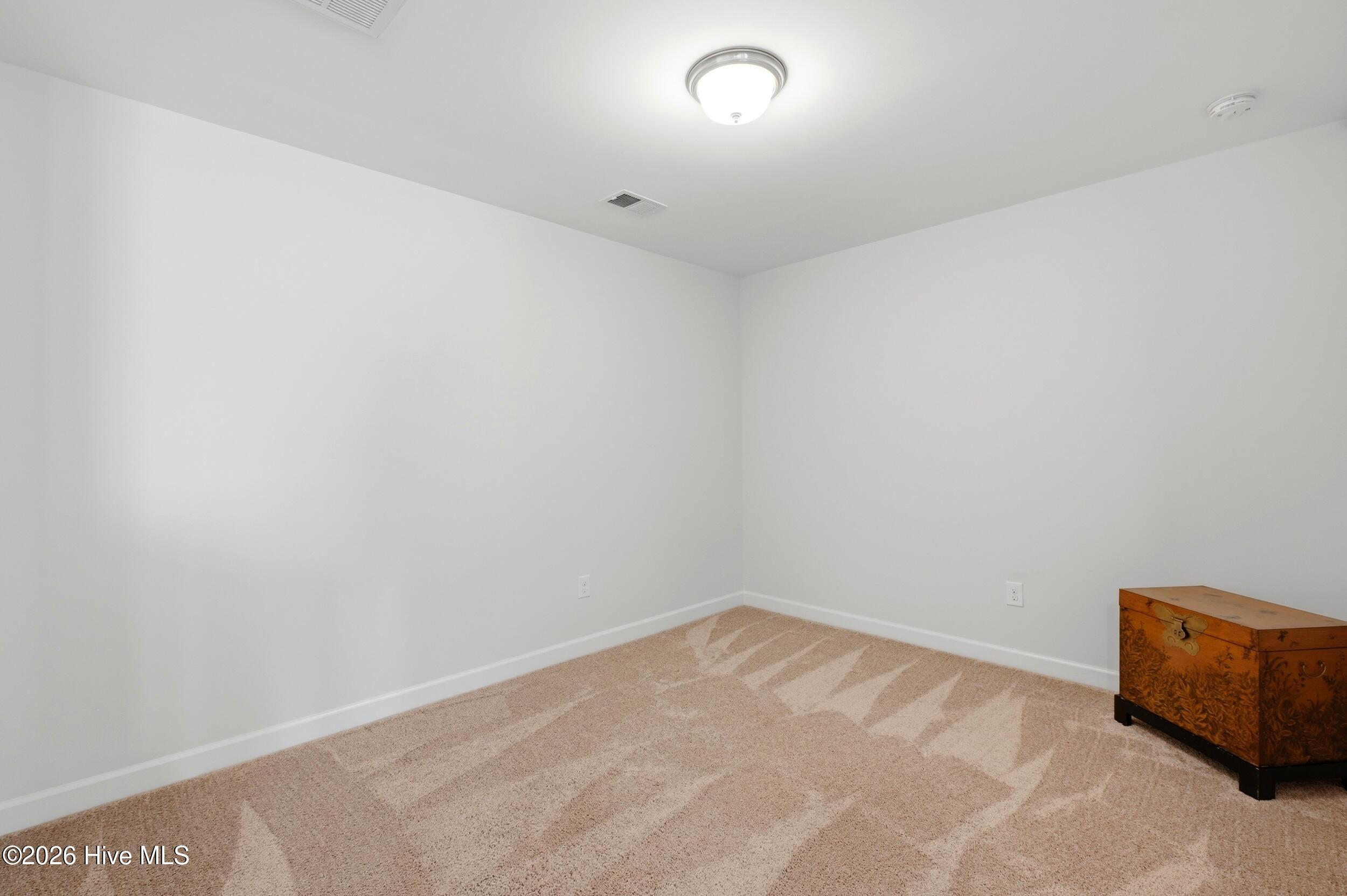 100562776 | Photo 28