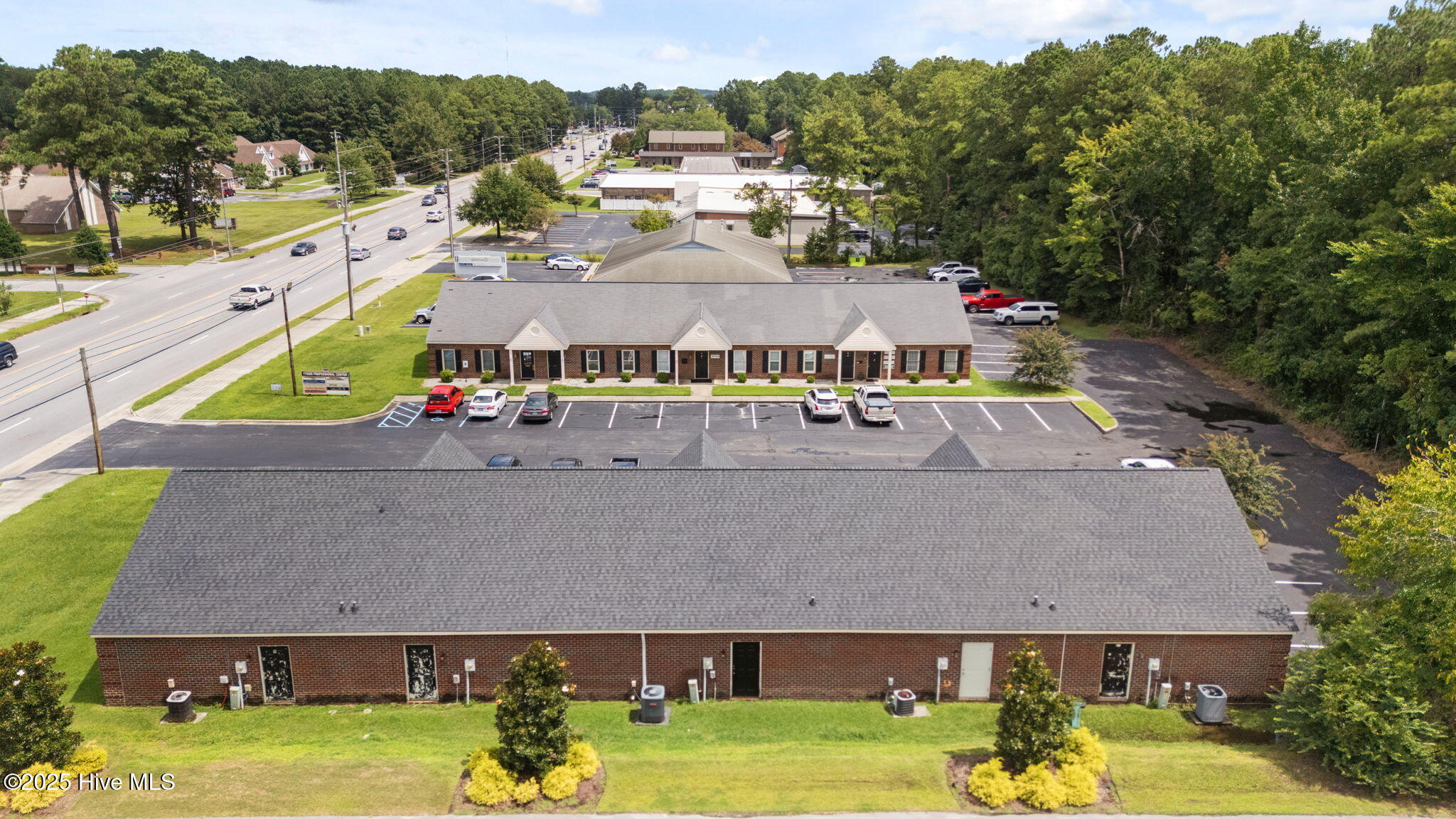 Exterior photo of 1425 S Glenburnie Road 3, New Bern, NC 28562. MLS: 100599055